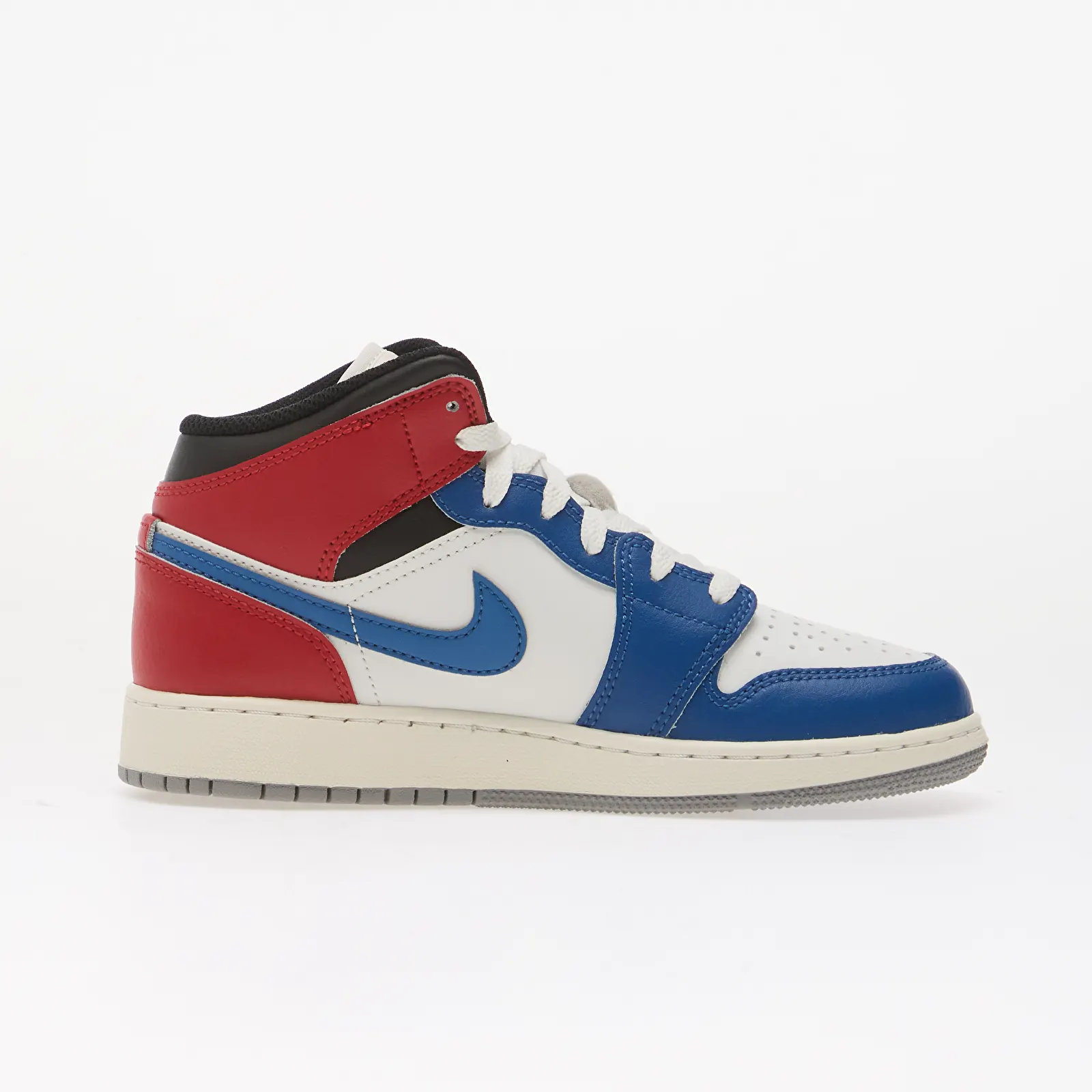 Детски маратонки и обувки Air Jordan 1 Mid Kids True Blue/ Summit White-Varsity Red-Black