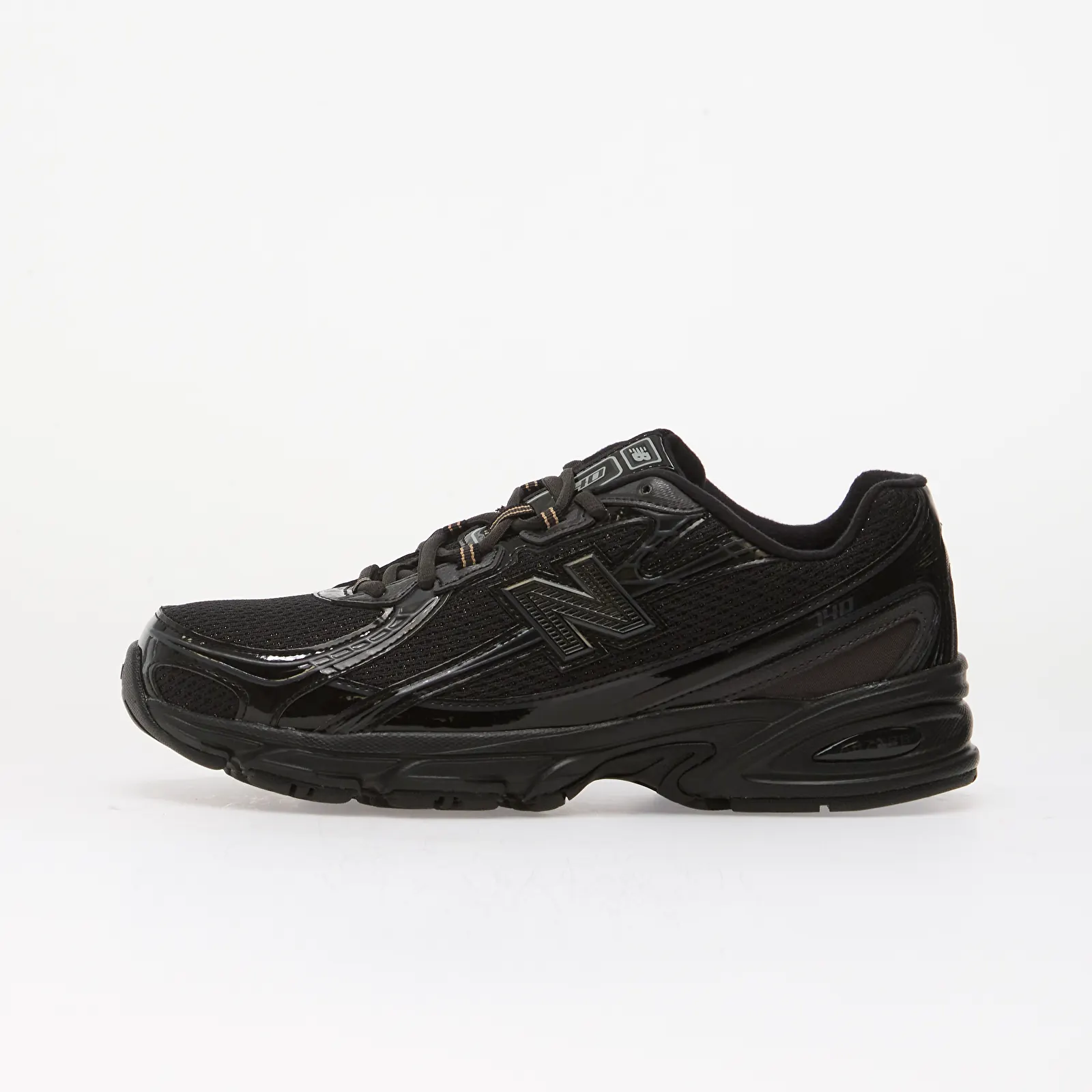 Herresko New Balance 740 Black/ Black Cement