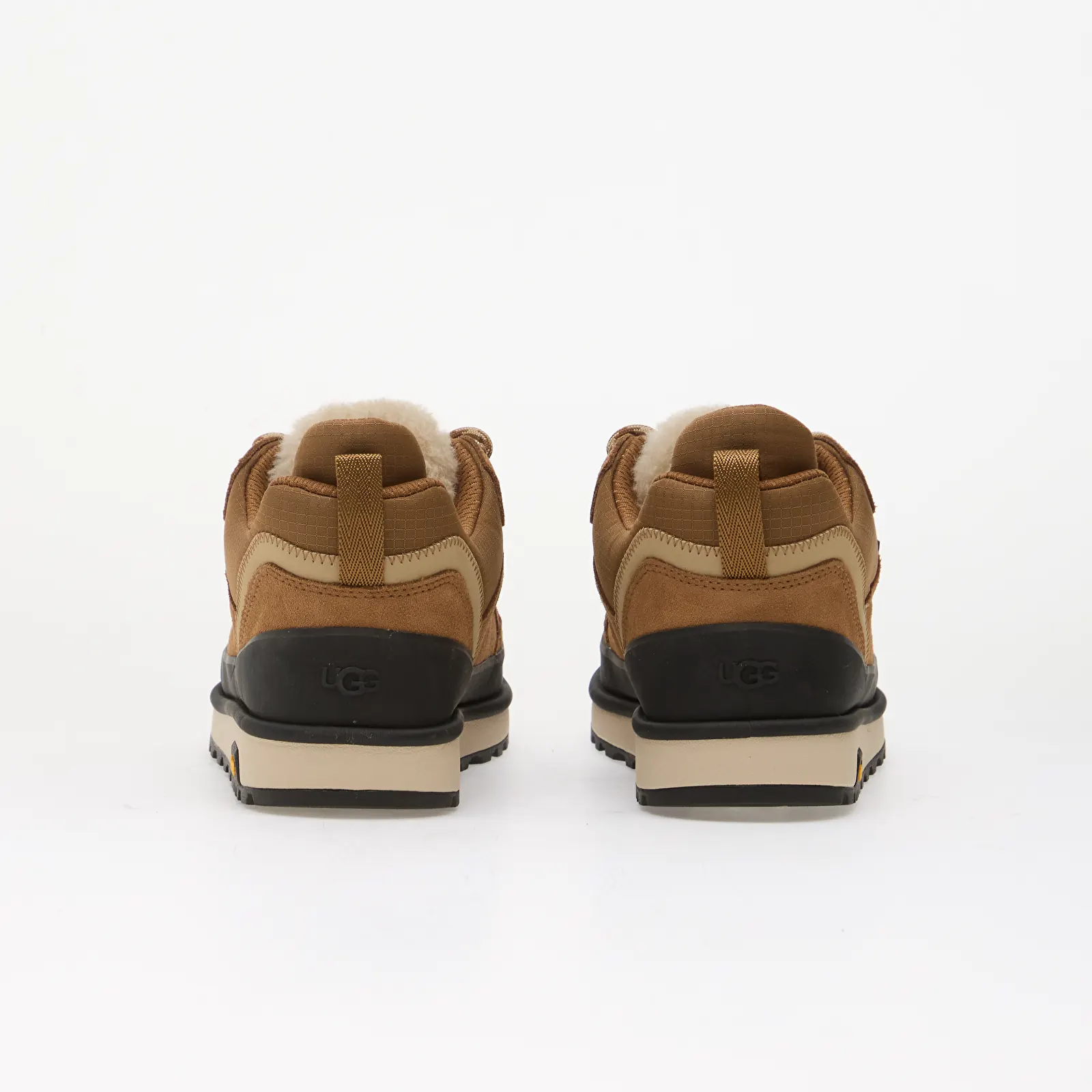 Men's shoes UGG M Lowmel Guard GTX Chestnut