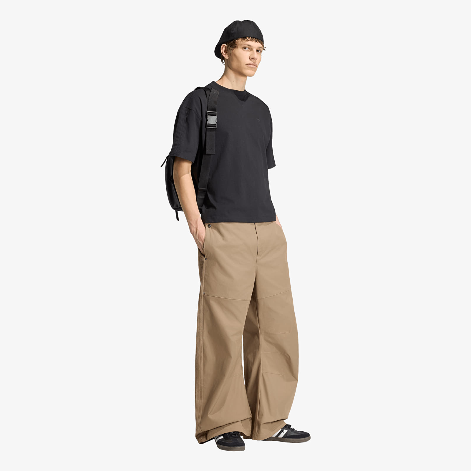 Housut adidas Premium Essentials Wide Pants Khaki Six