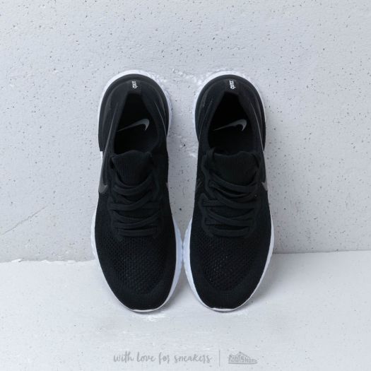 Nike Epic React Flyknit 2