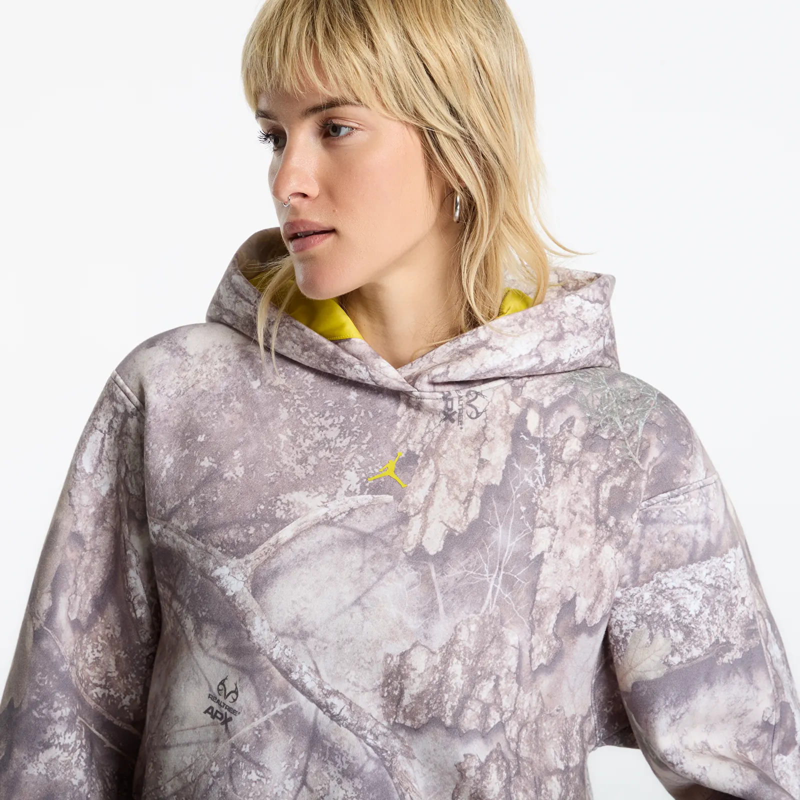 Hoodies and sweatshirts  Jordan Brooklyn Realtree Cropped Pullover Hoodie White/ Bright Citron