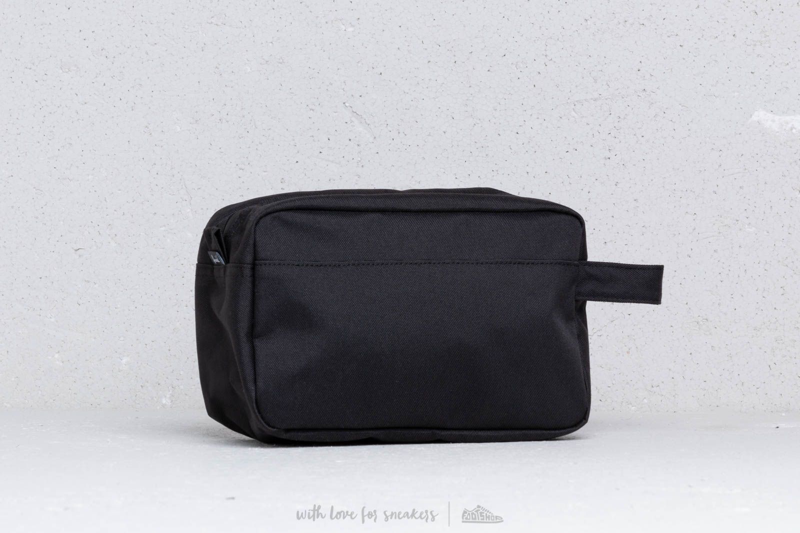 Sacchetti Herschel Supply Co. Chapter Travel Kit Black