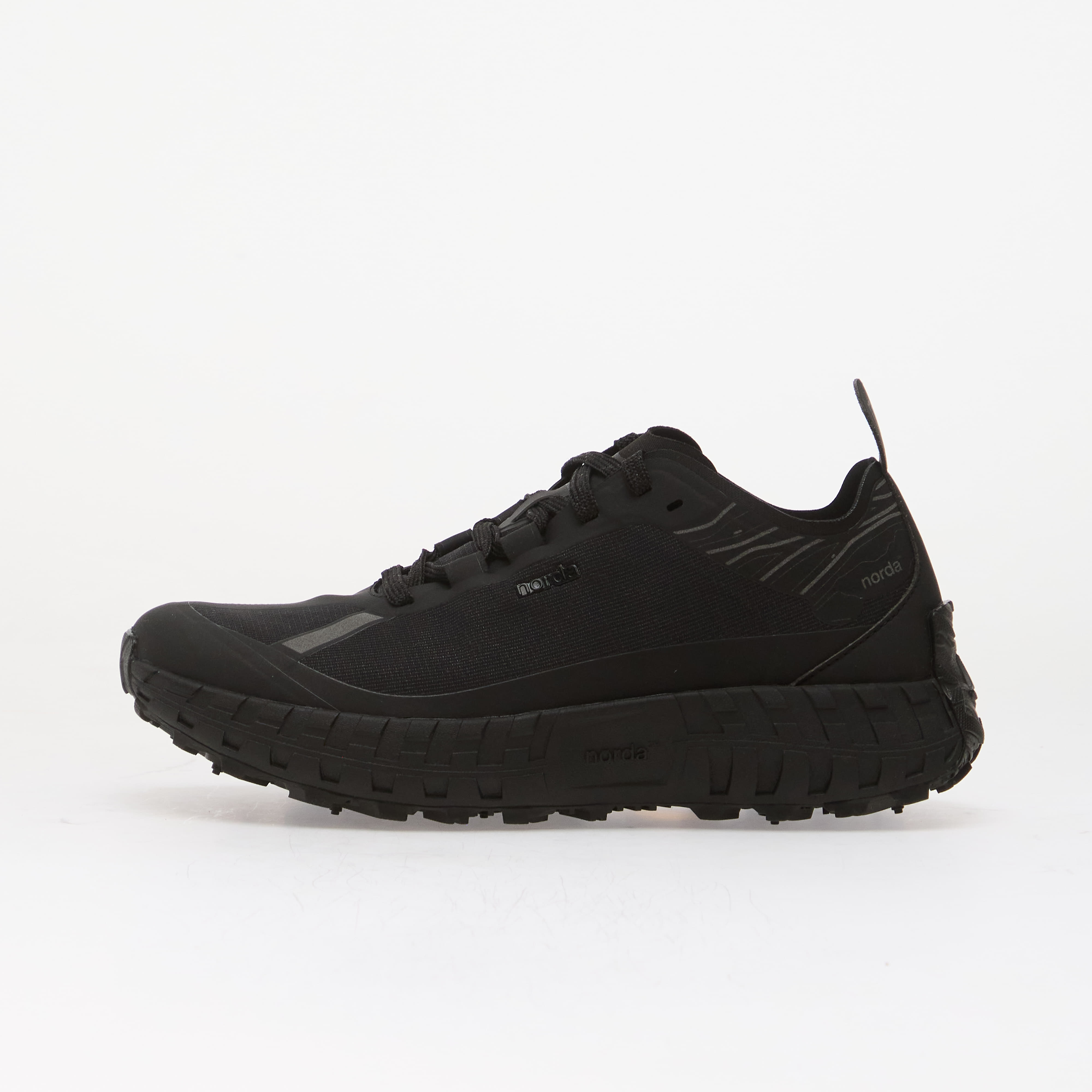 Sneakers Norda 001A Stealth Black UK 5