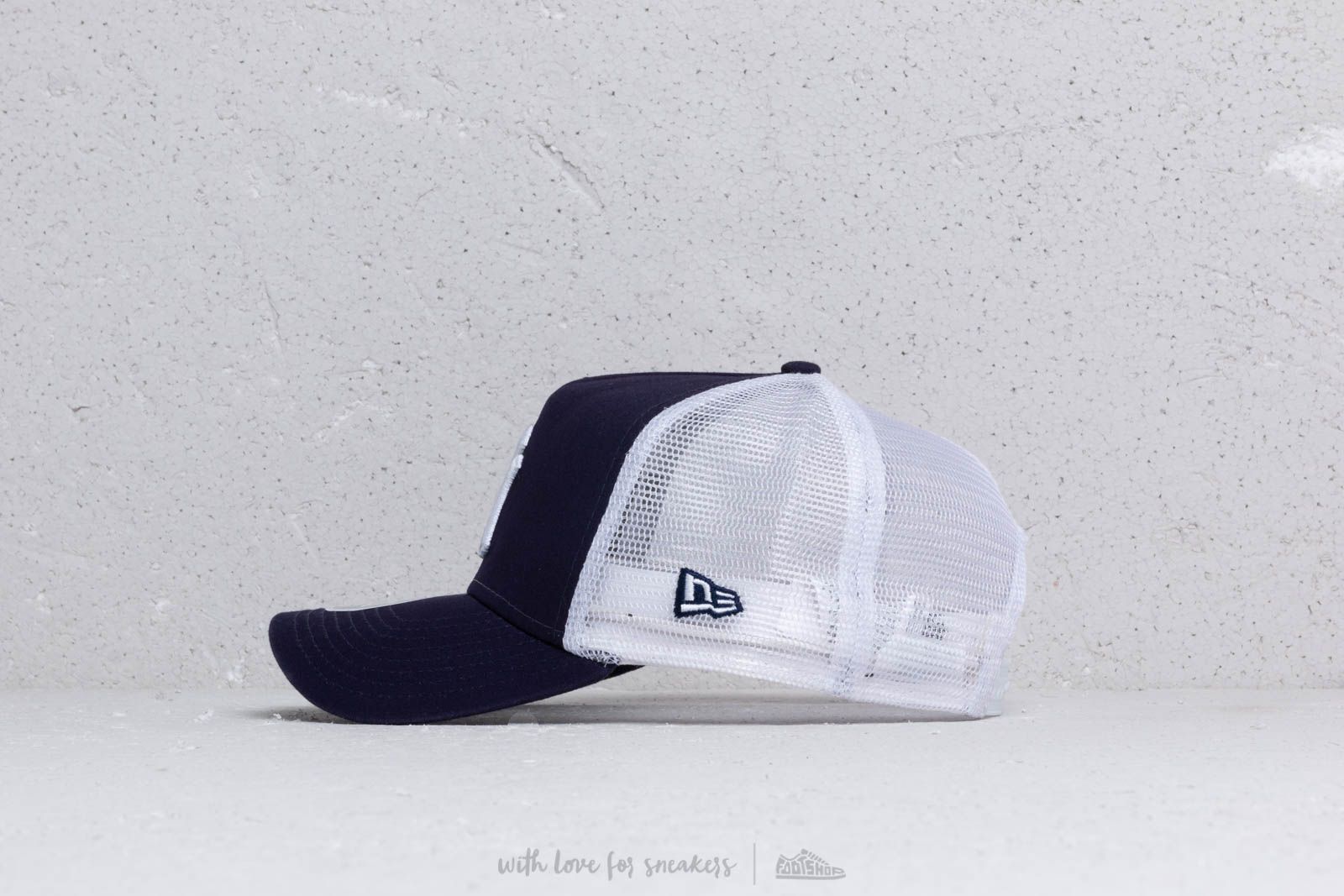 Caps New Era A Frame MLB Essential New York Yankees Trucker Cap Navy/ White