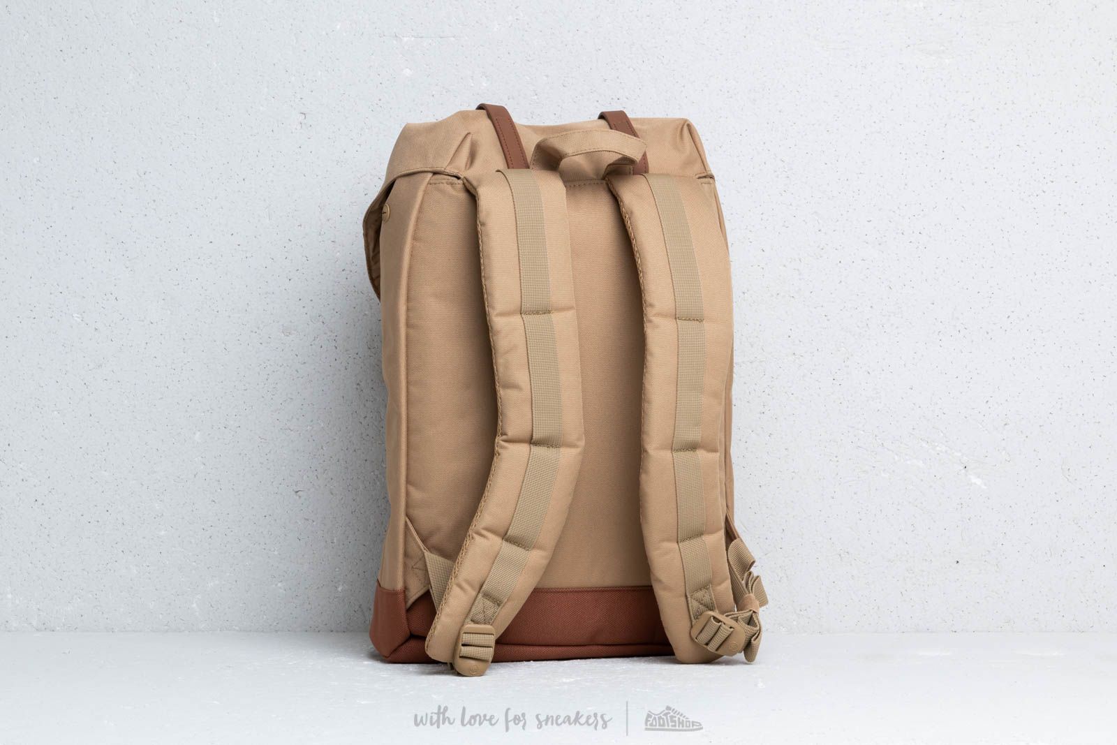 herschel backpack retreat mid volume Retreat Backpack, Ivy Green, Standard - 23L Whether youre heading to school Herschel Supply Co. Retreat Backpack