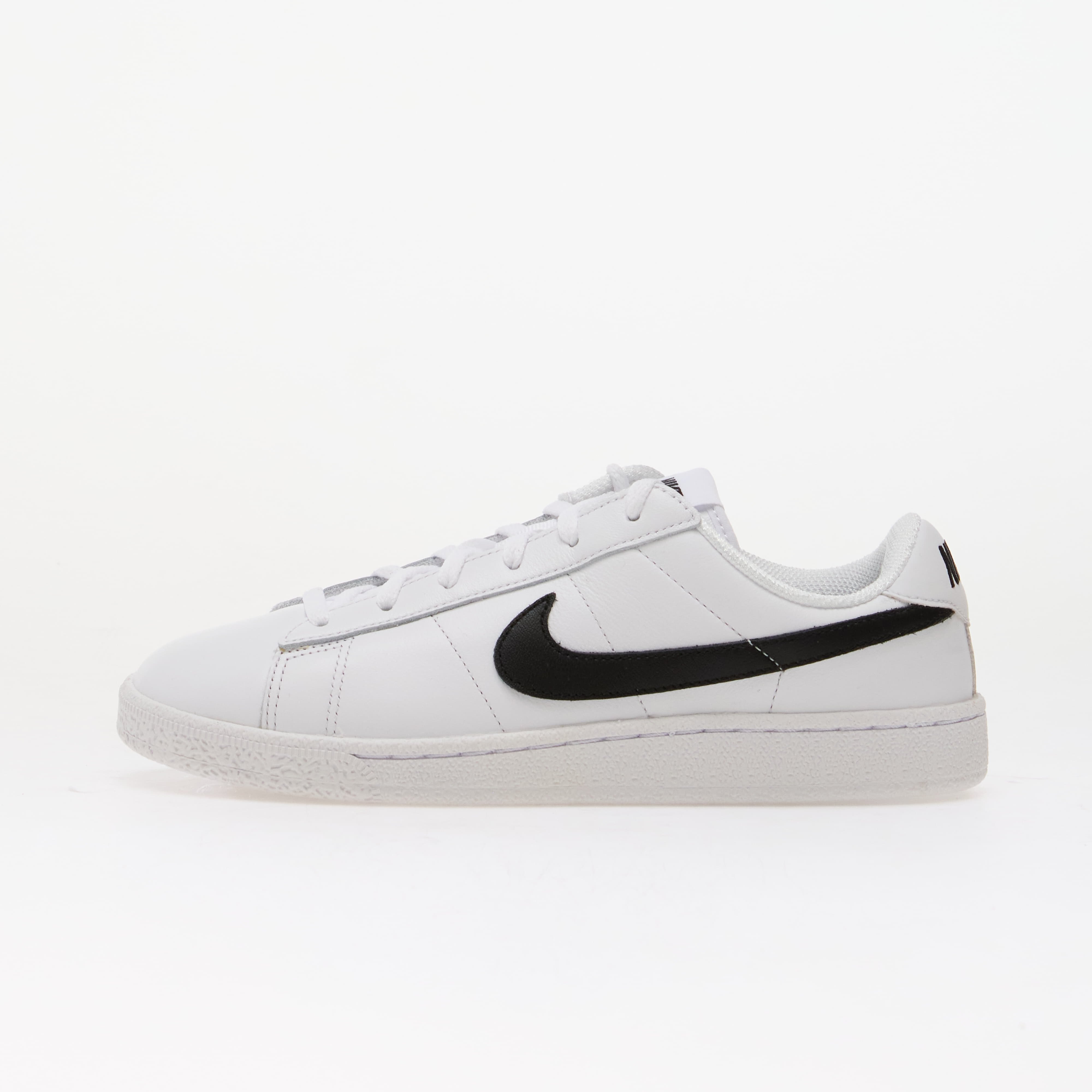 Nike Tennis Classic Kids White/ Black 6.5Y