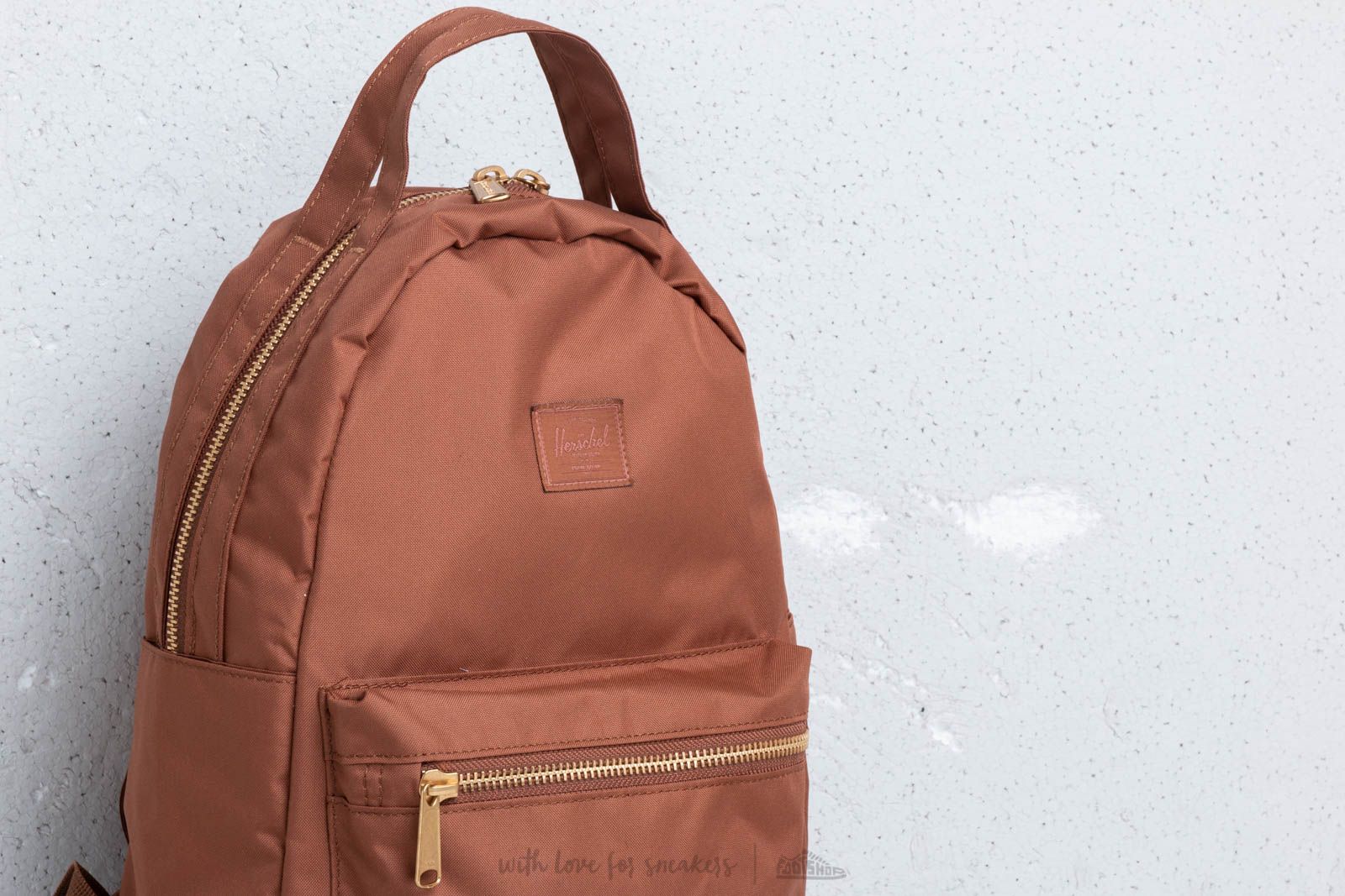 Herschel nova clearance small light