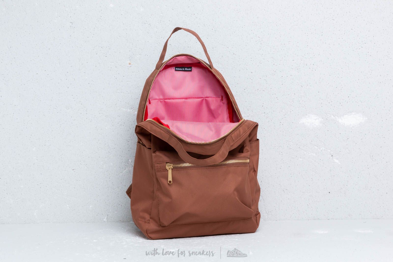herschel backpack saddle brown Retreat – Supply Co. USA making it ideal for everyday use Herschel Supply Co. Classic XL