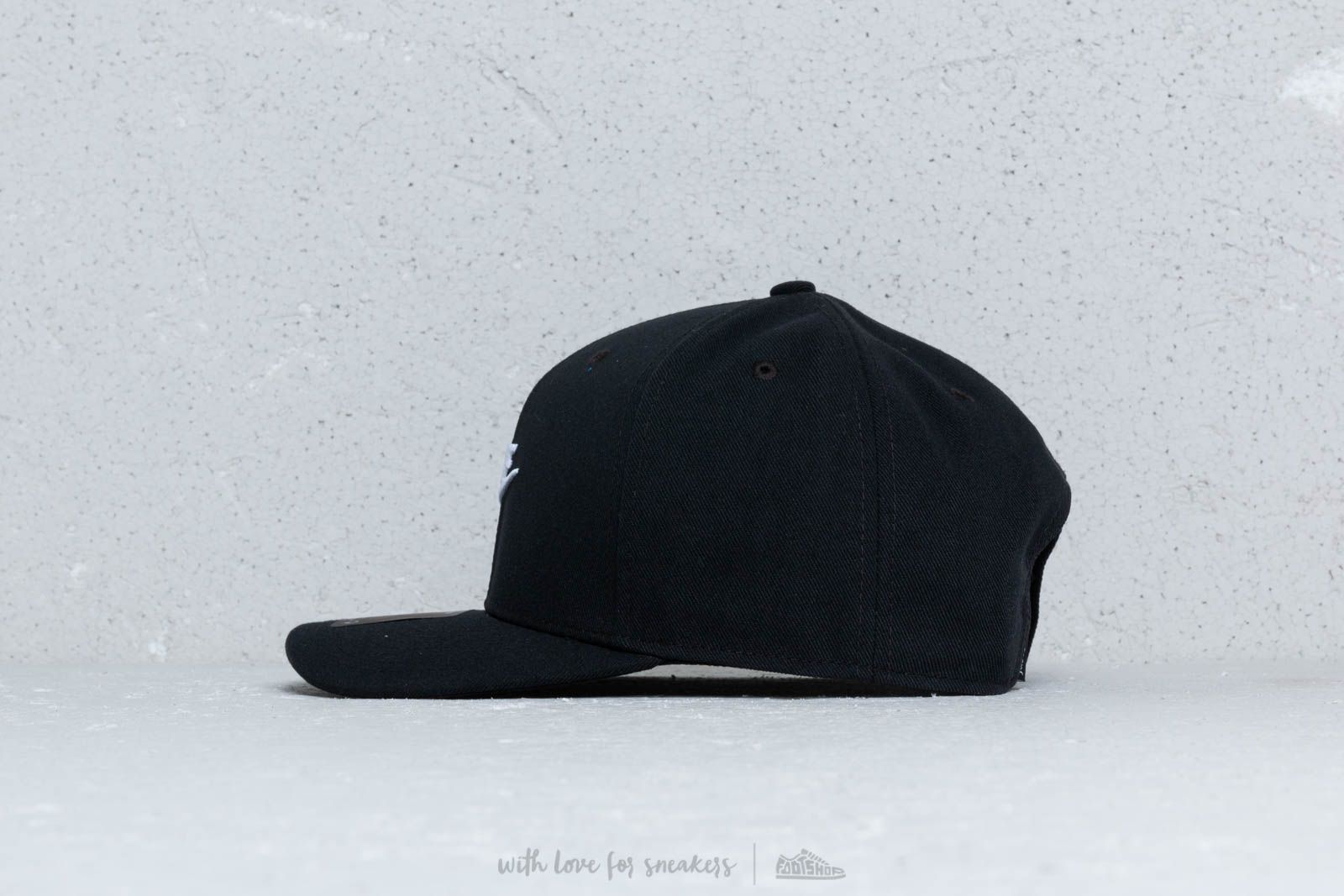 Cappelli Nike Sportswear Classic 99 Futura Hat Black