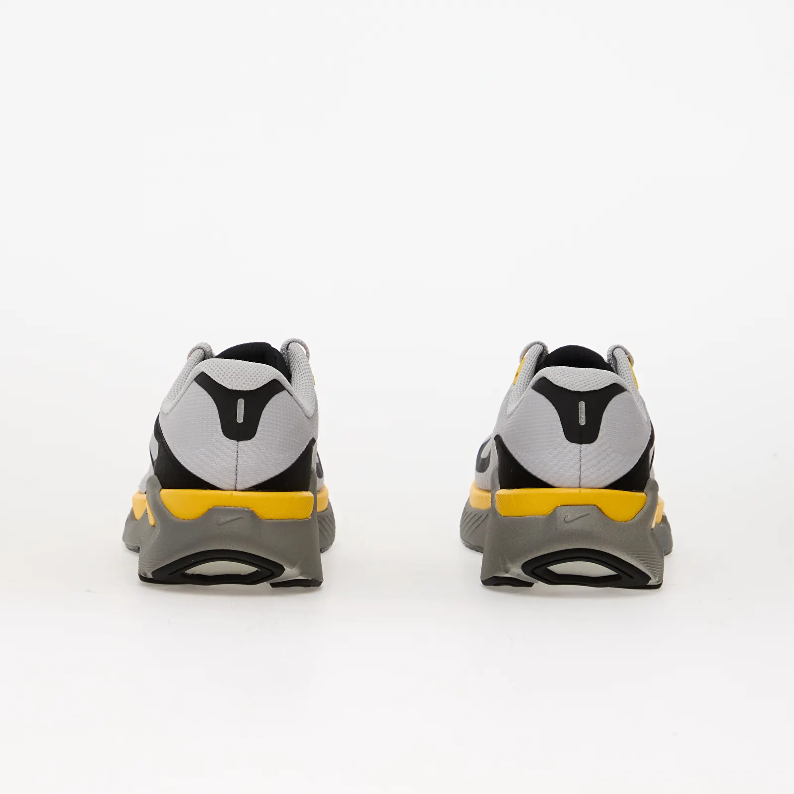 Baskets homme Nike Structure Plus SP Grey Fog/ Varsity Maize-Black