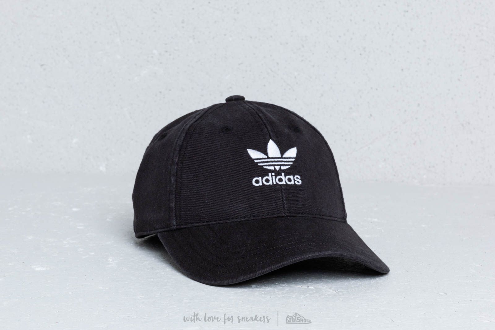 Шапки adidas Adic Washed Cap Black/ White
