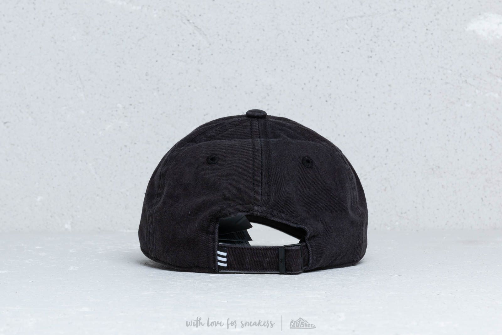 Шапки adidas Adic Washed Cap Black/ White