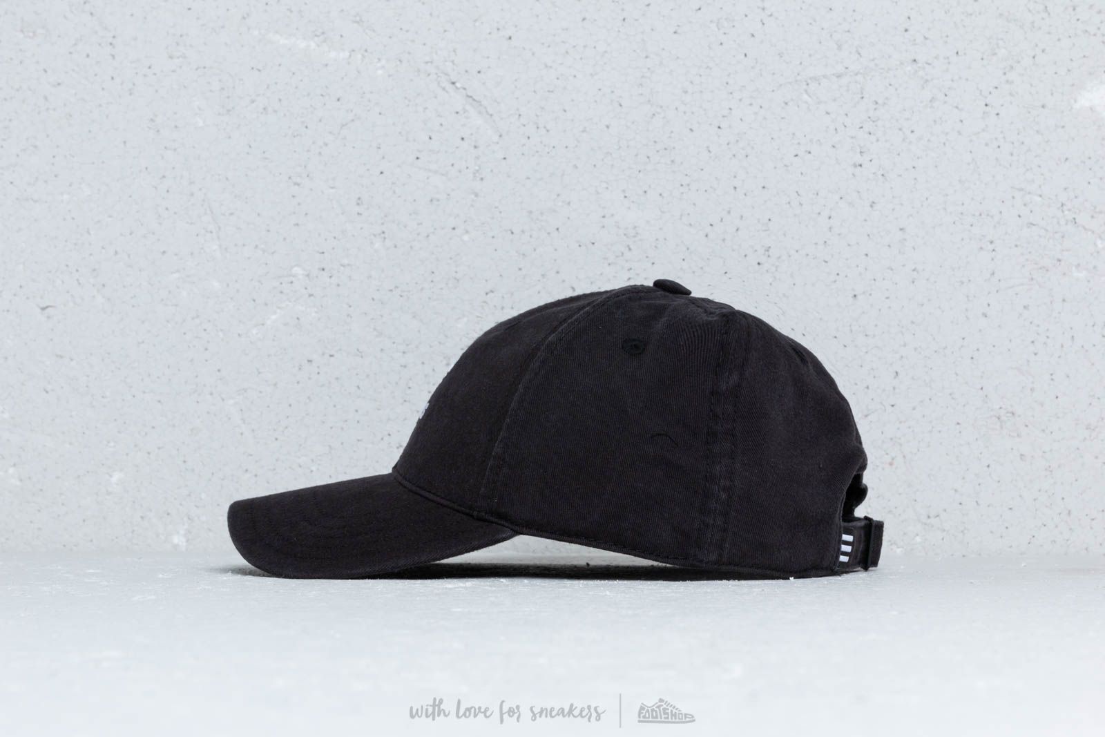 Шапки adidas Adic Washed Cap Black/ White