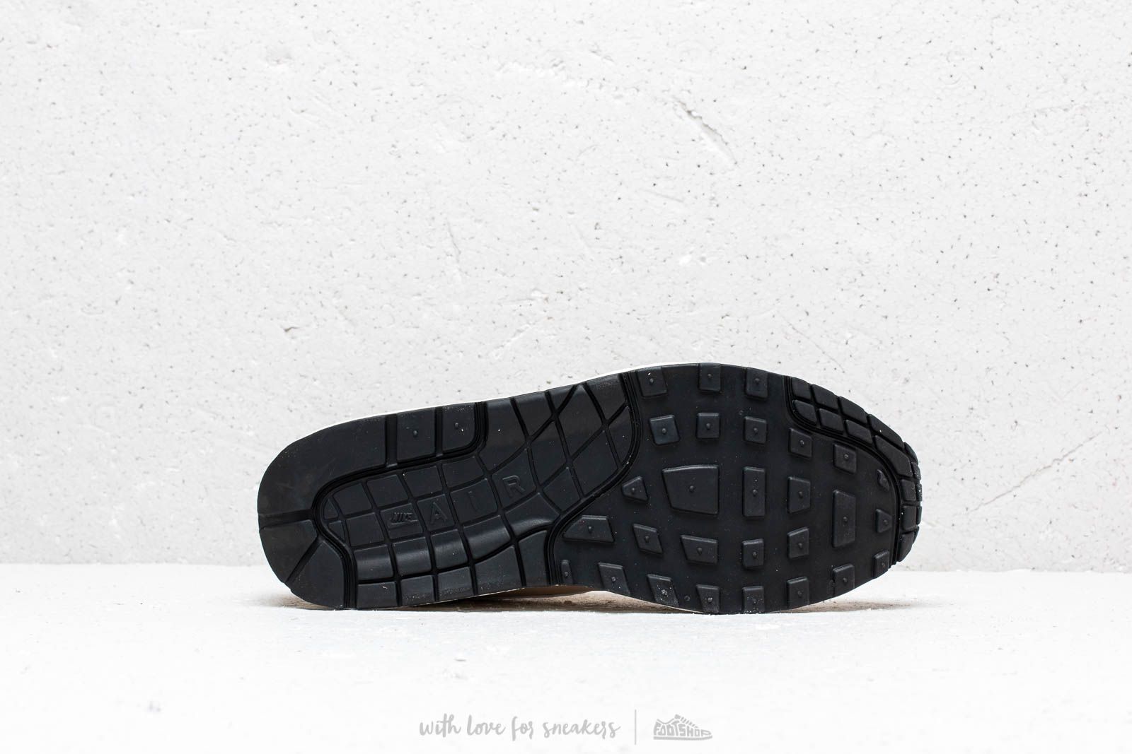 Nike air max 1 desert ore sail black new arrivals