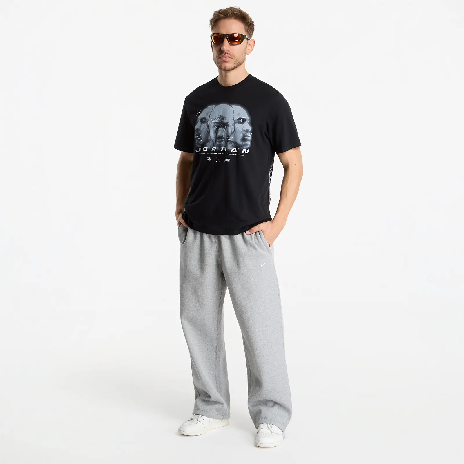 Magliette da uomo Jordan Sport Men's Dri-FIT Graphic T-Shirt Black/ Pure Platinum