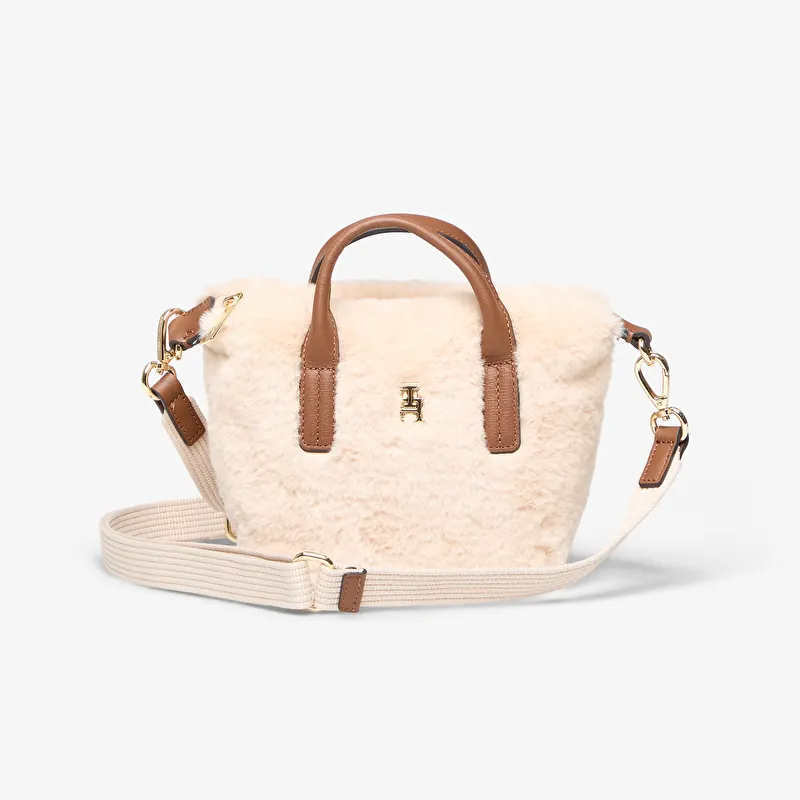 Чанта Tommy Hilfiger Popette Micro Tote Faux Fur Beige