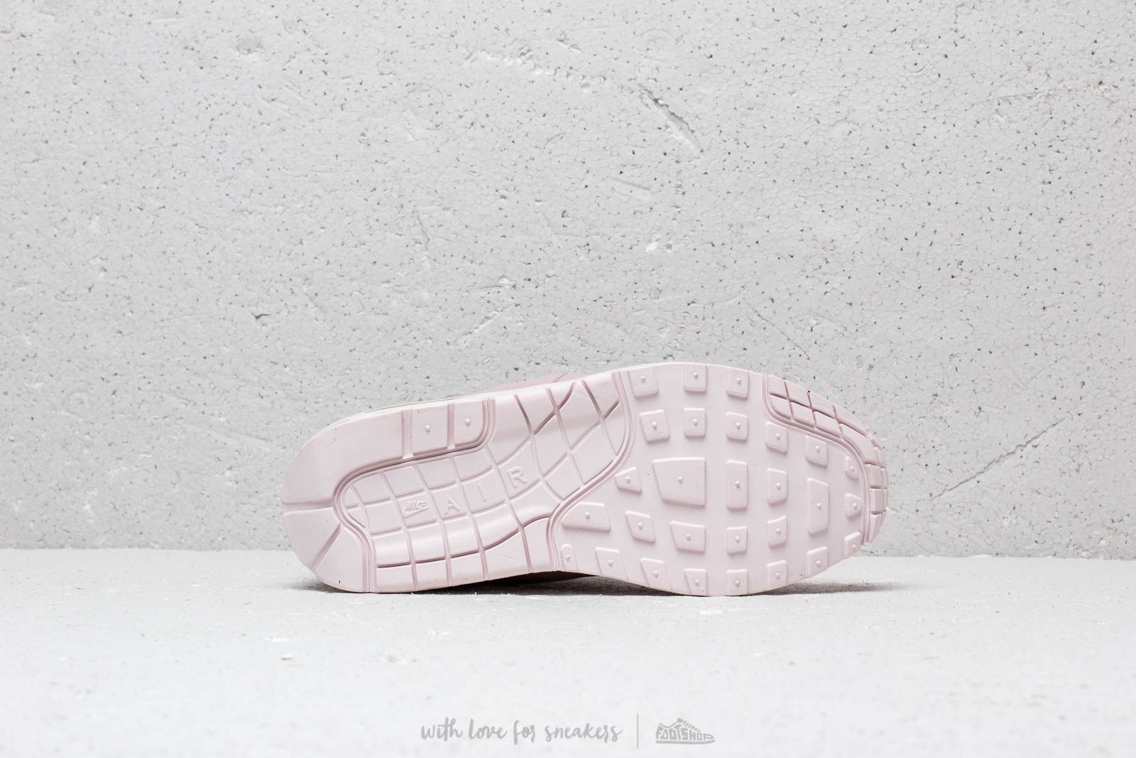 Zapatillas mujer Nike W Air Max 1 Jp Plum Chalk/ Obsidian Mist-Summit White