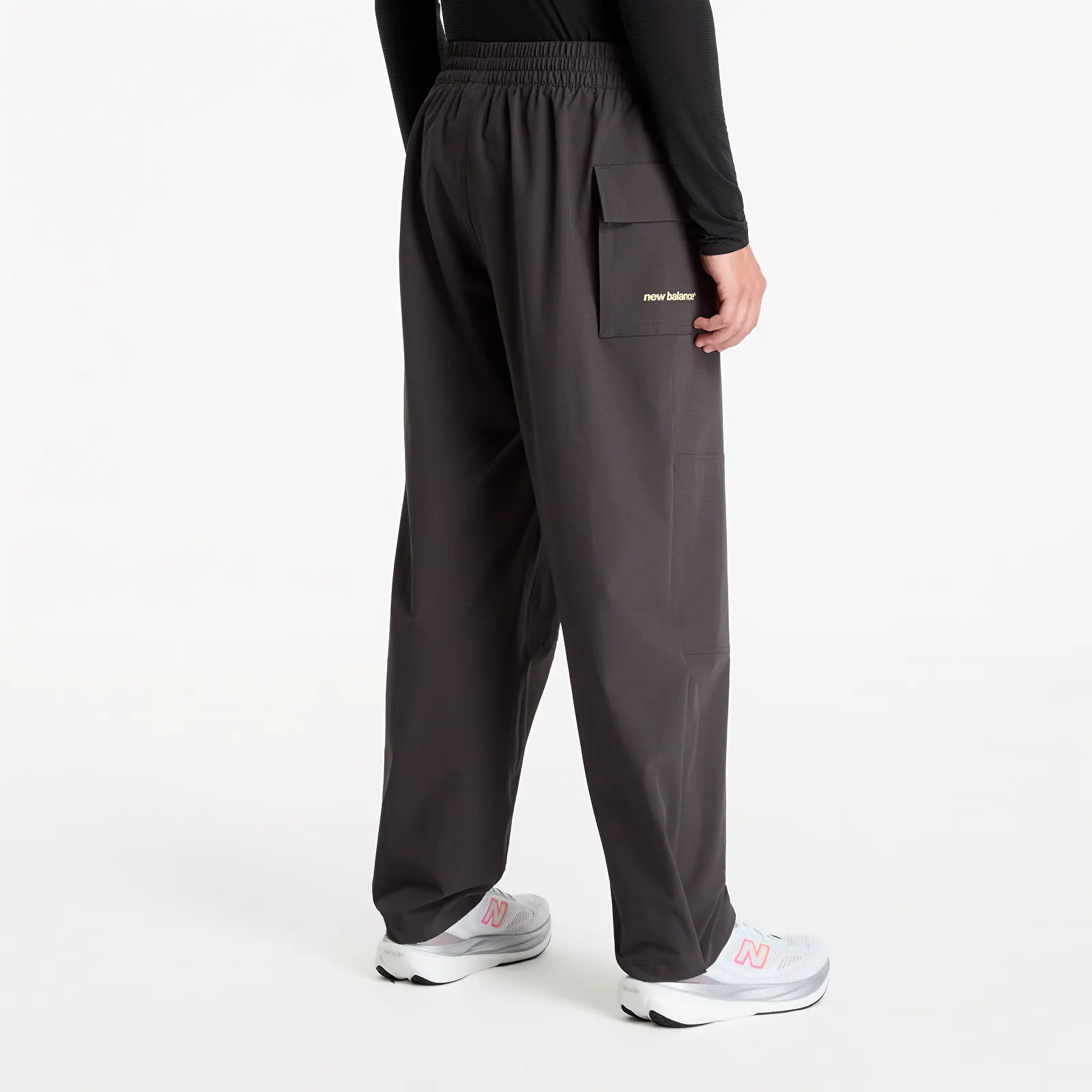 Bukser New Balance Street Classics Ripstop Pant Black Cement