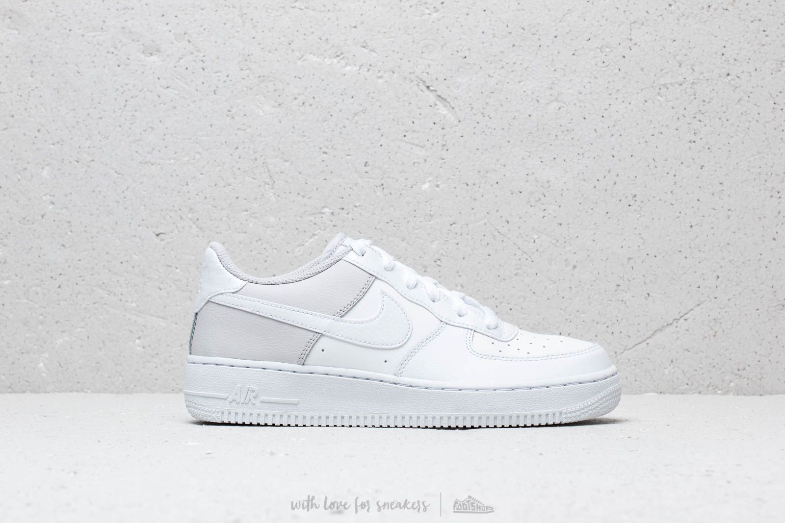 Női cipők Nike Air Force 1 (GS) White/ White-Vast Grey