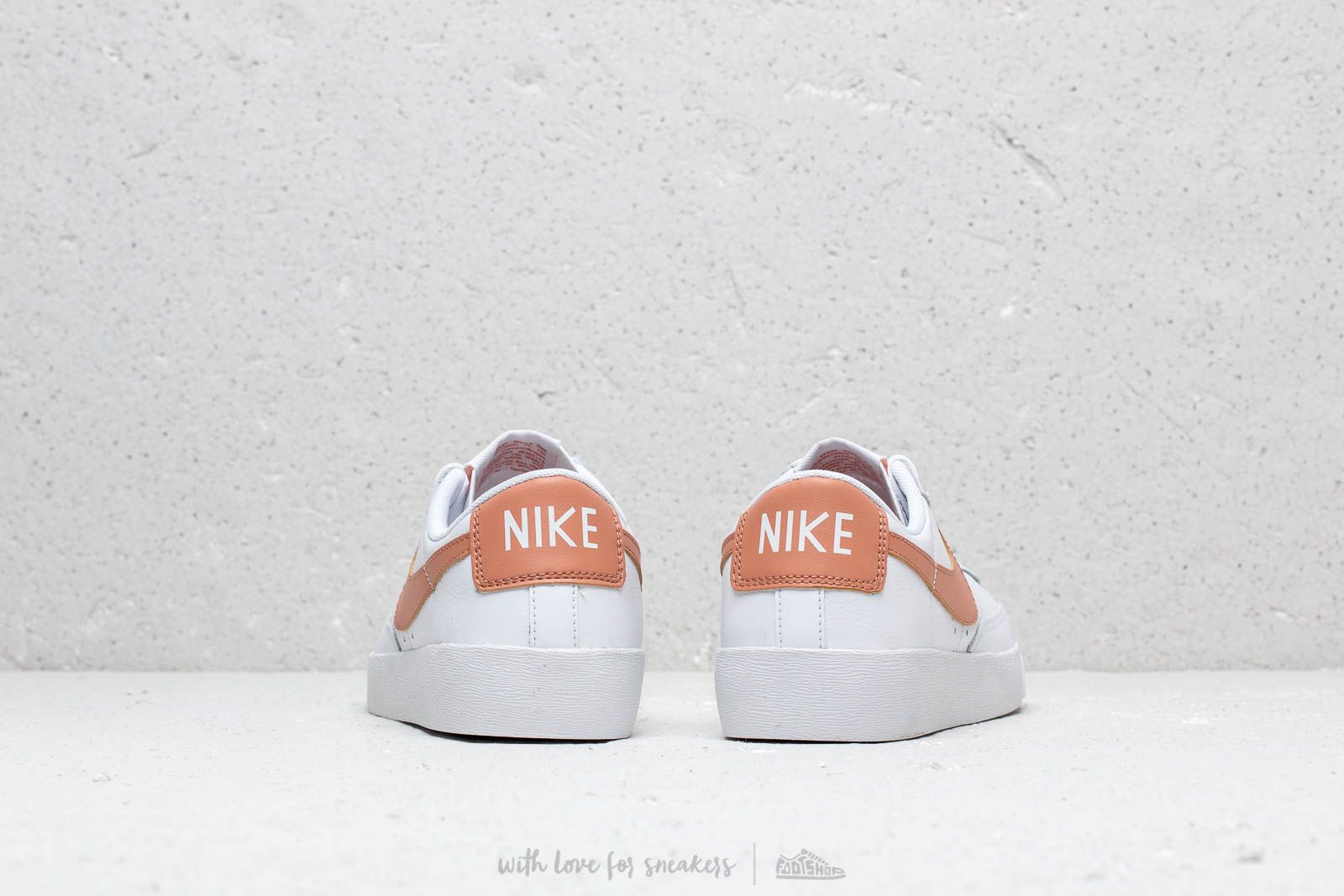 Zapatillas mujer Nike W Blazer Low Le White/ Rose Gold-White