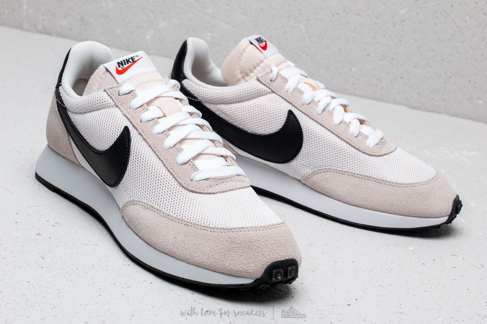 Men s shoes Nike Air Tailwind 79 White Black Phantom Dark Grey