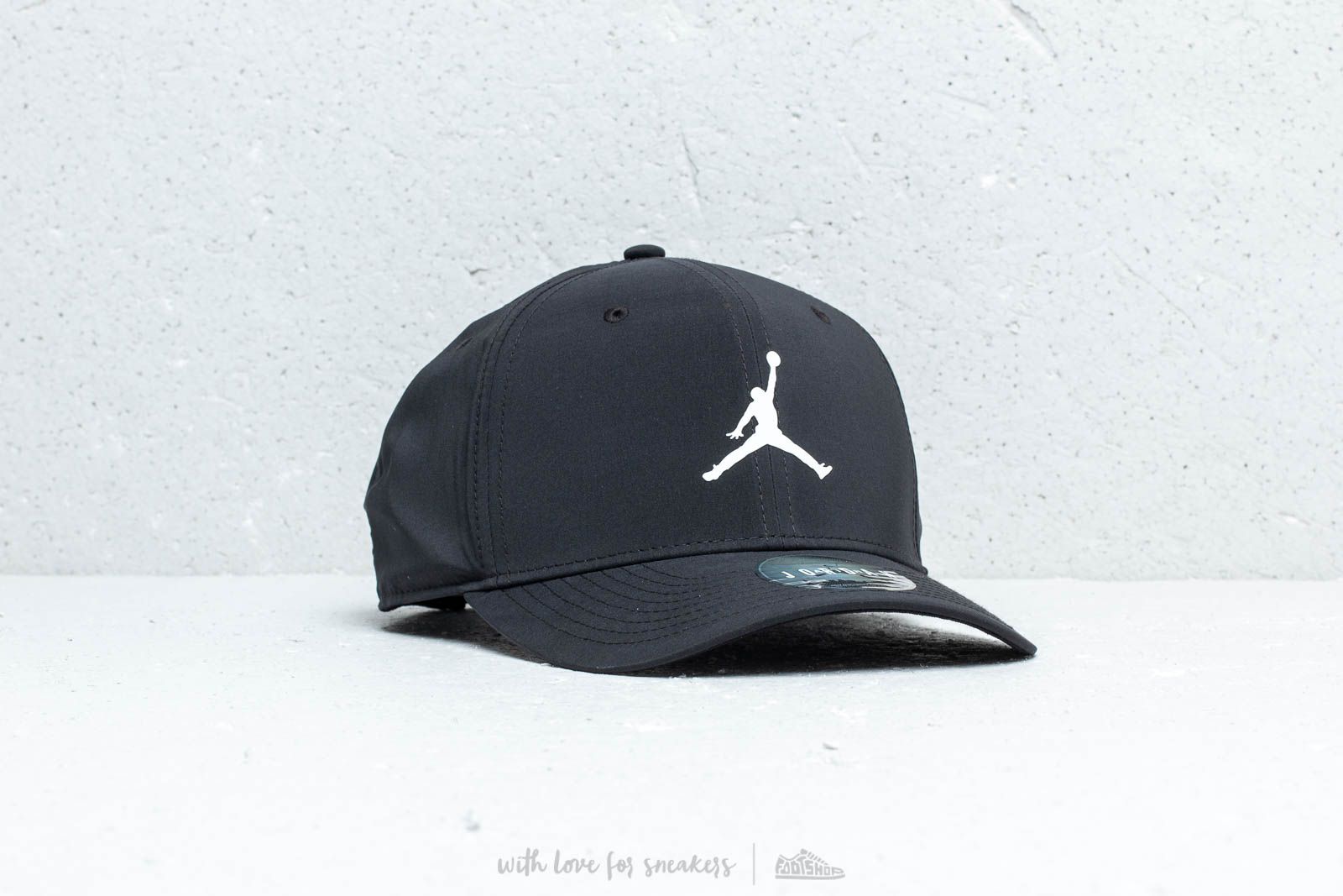 Gorras jordan classic 99 sales