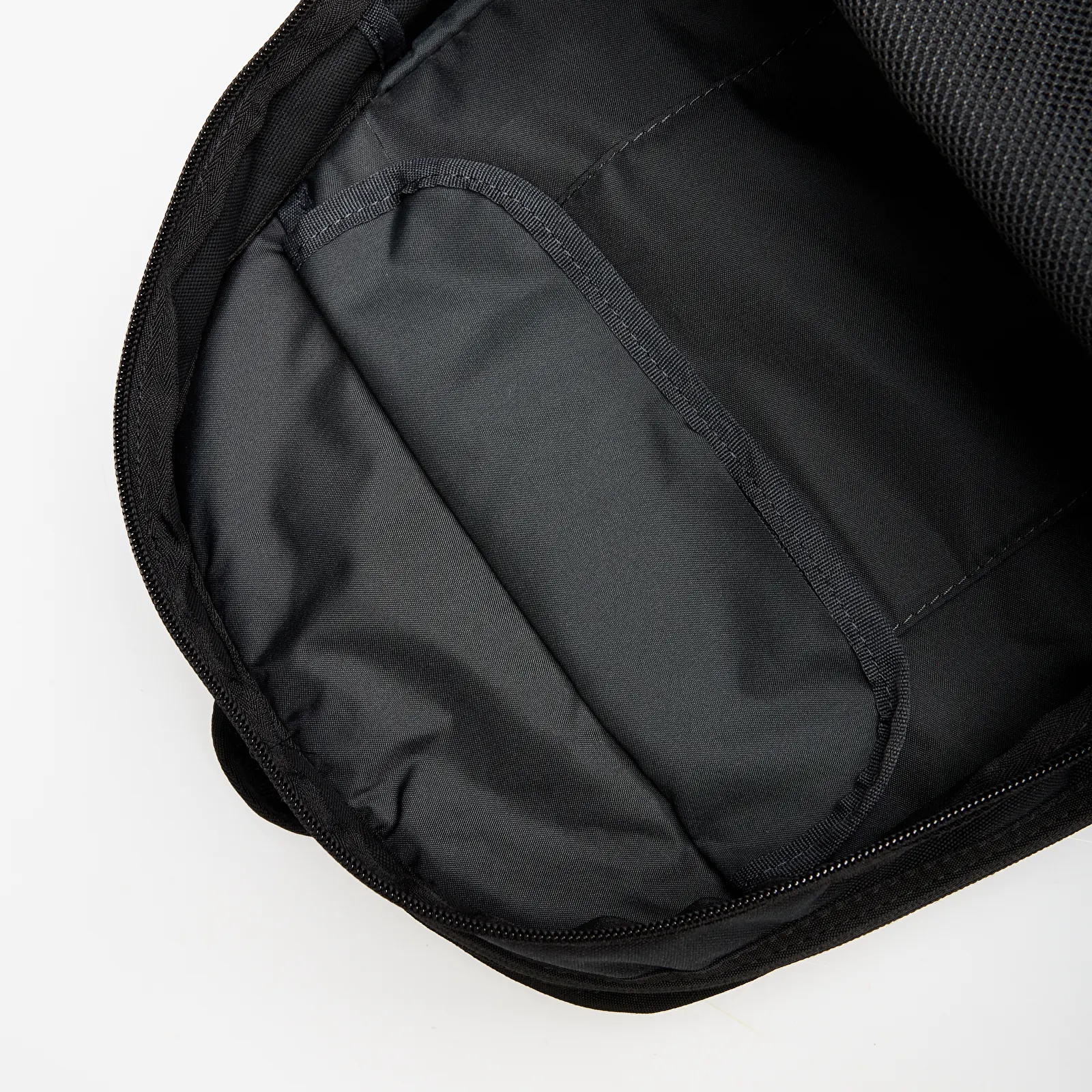 Sac à dos homme Nike Sportswear RPM Backpack 26L Black/ Black/ White