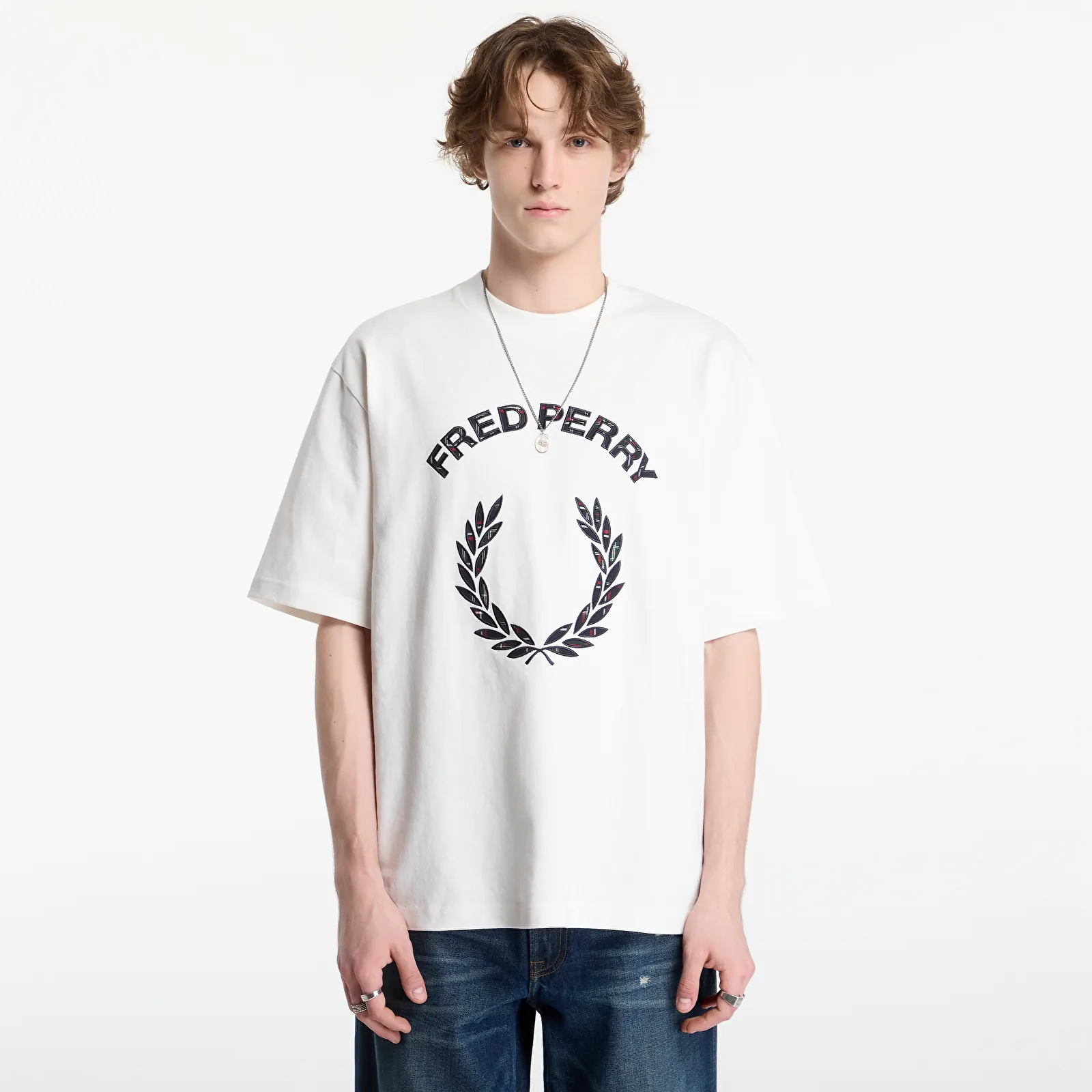 Magliette FRED PERRY Tartan Applique T-shirt Snow White