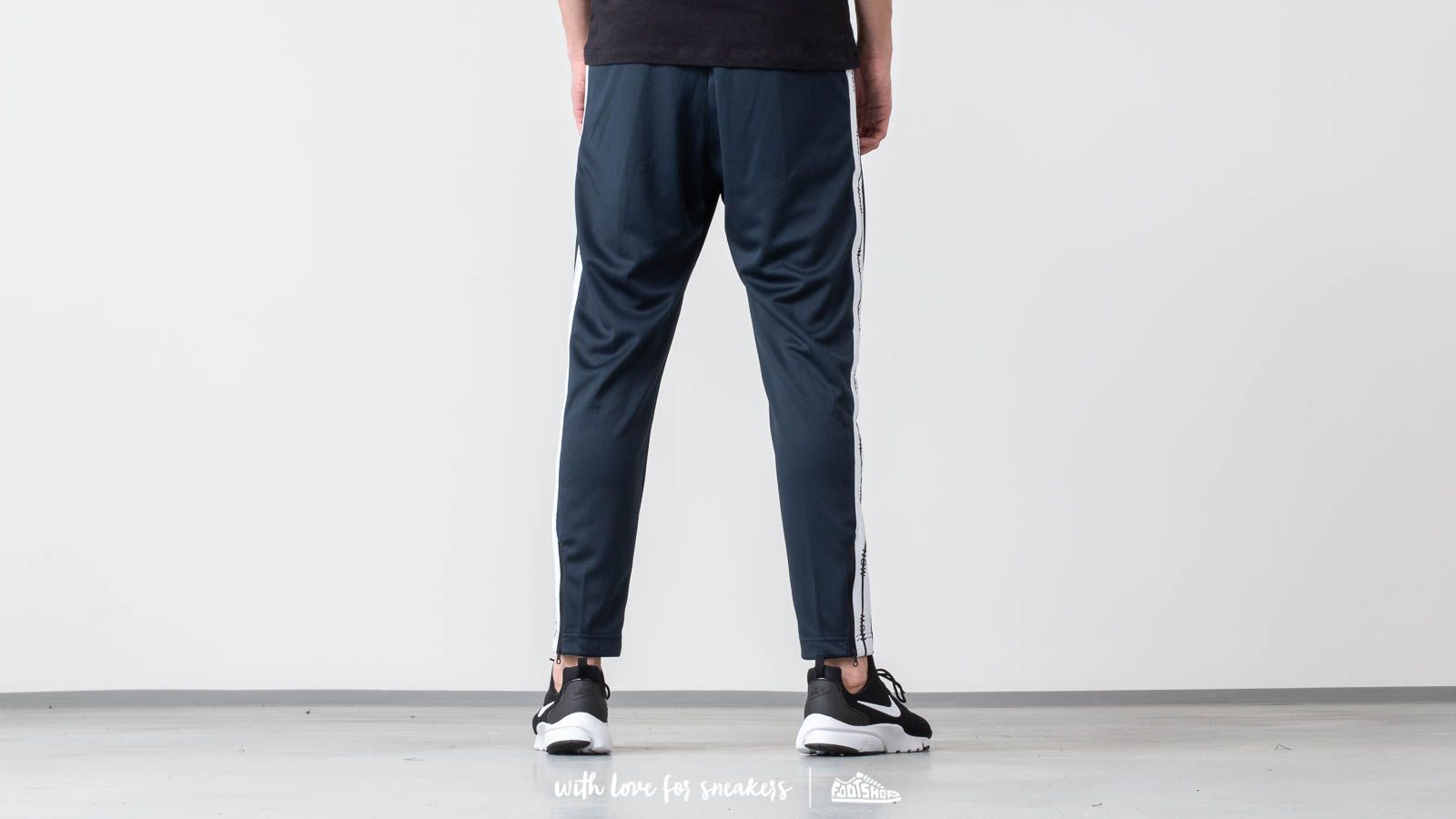 Spodnie dresowe Nike Sportswear Pants Black/ White