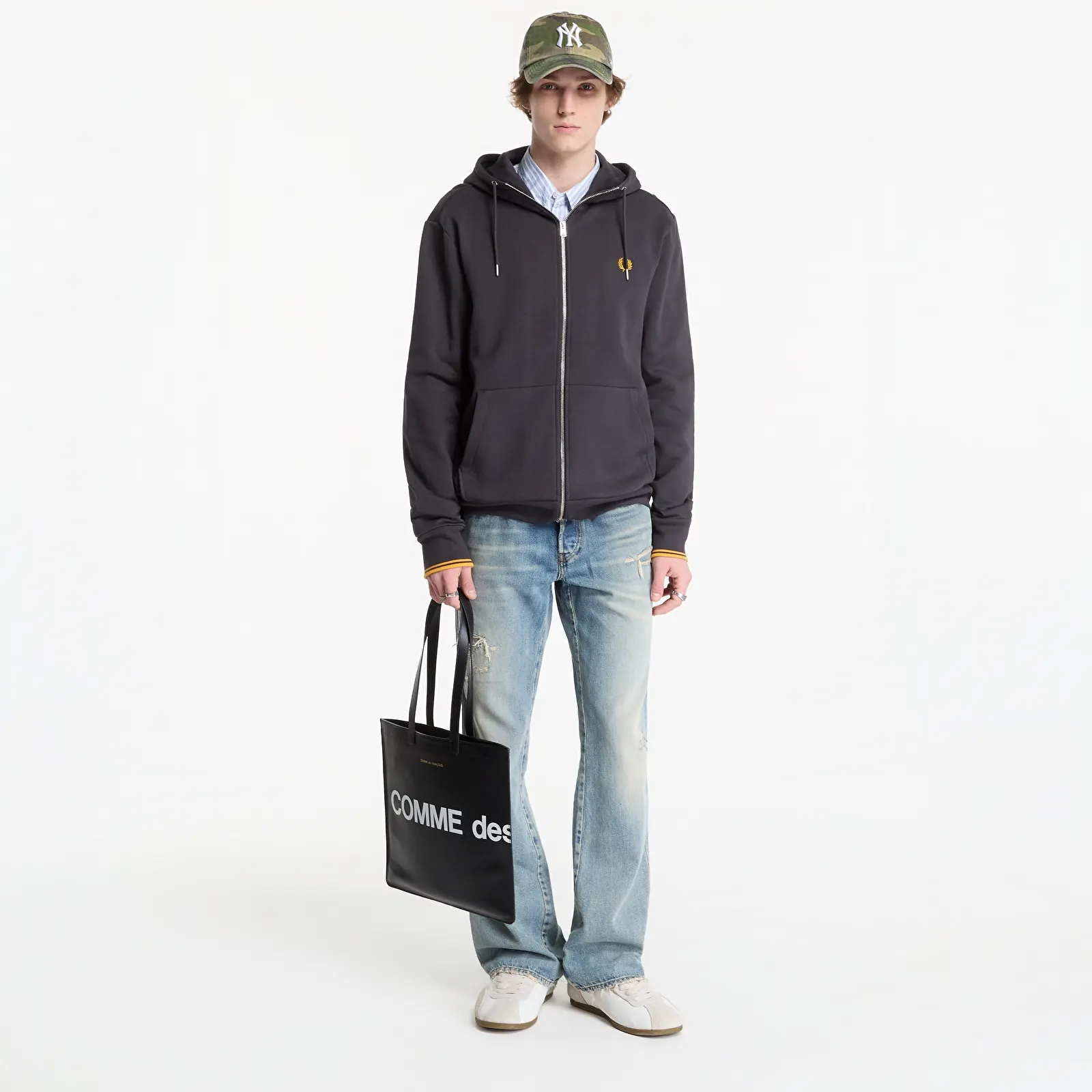 Hættetrøjer og sweatshirts FRED PERRY Hooded Zip Through Sweatshirt Black