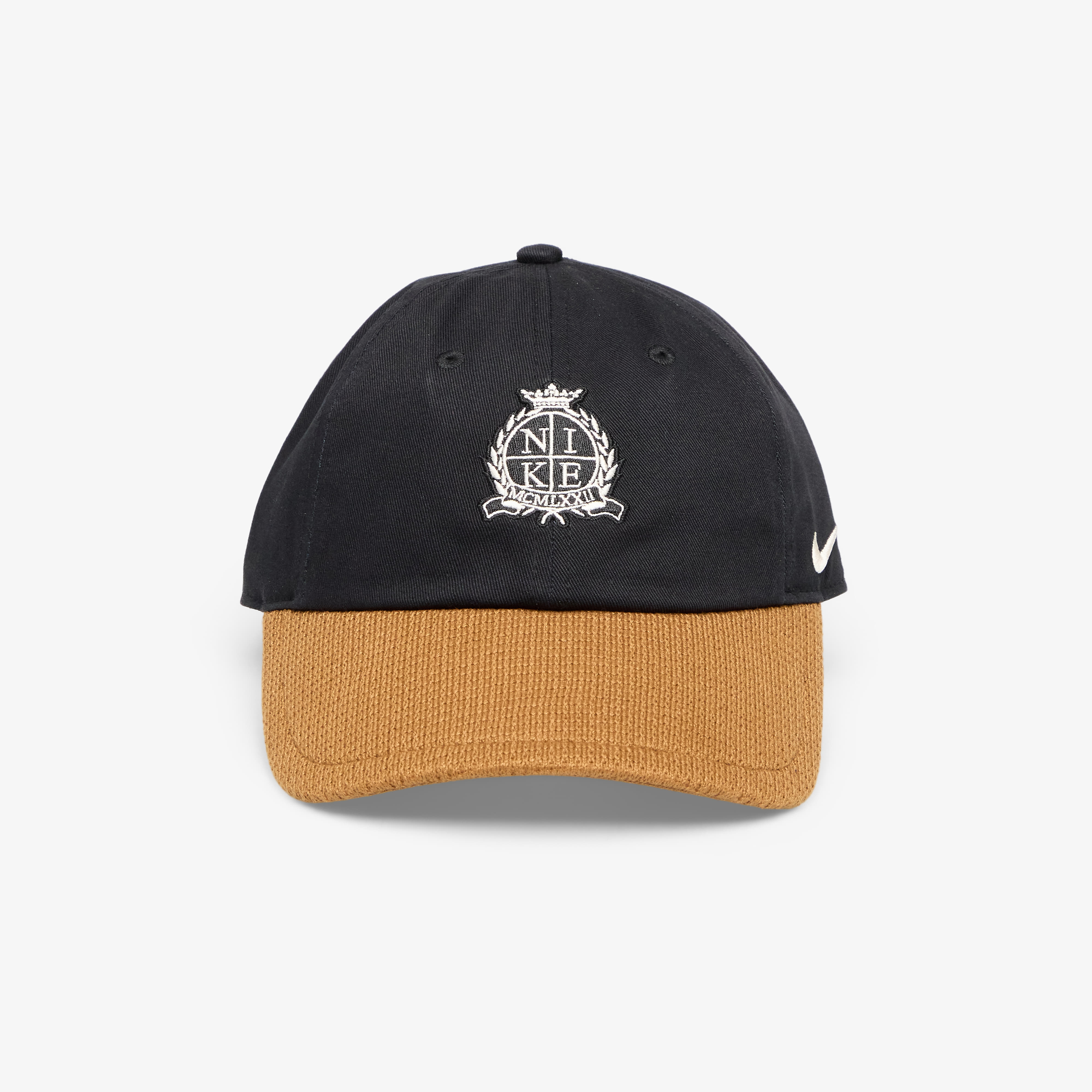 Cap Nike Club Unstructured Knit Cap Black/ Ale Brown/ Sanddrift M/L
