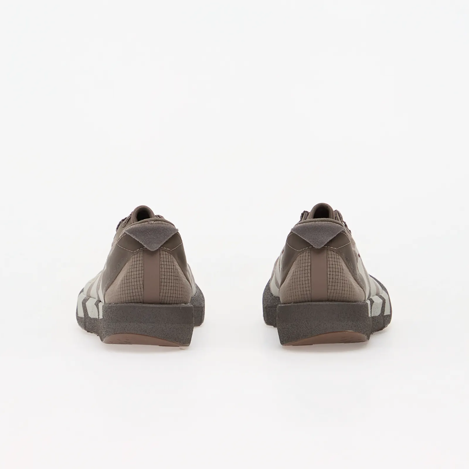 Joggesko for kvinner adidas x Satisfy Adizero Adios W Tech Earth/ Pearl Met./ Charcoal