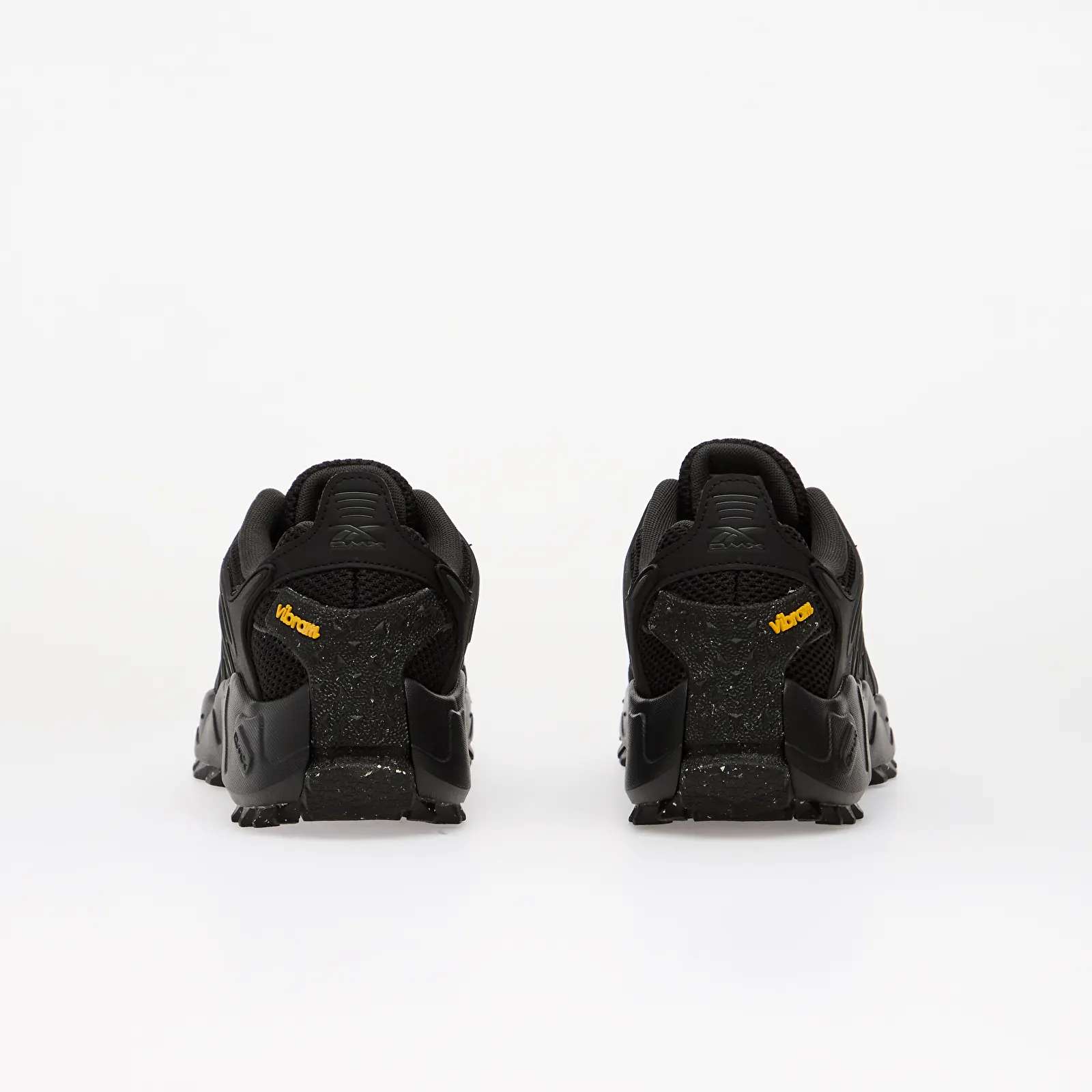 Miesten lenkkarit Reebok Armadillo DMX Black/ Black/ Black
