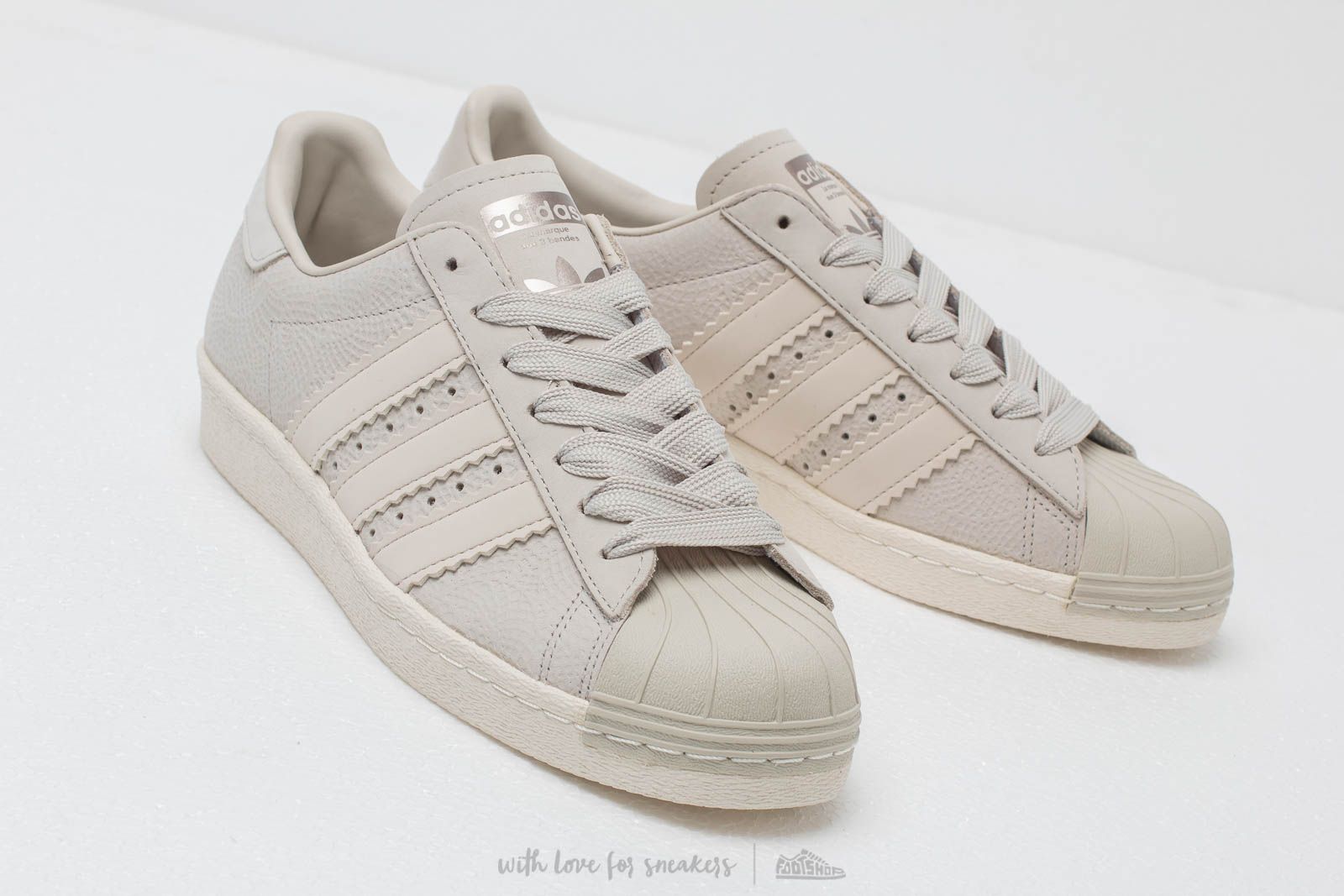 Chaussures et baskets femme adidas Superstar 80S W Cream Brown