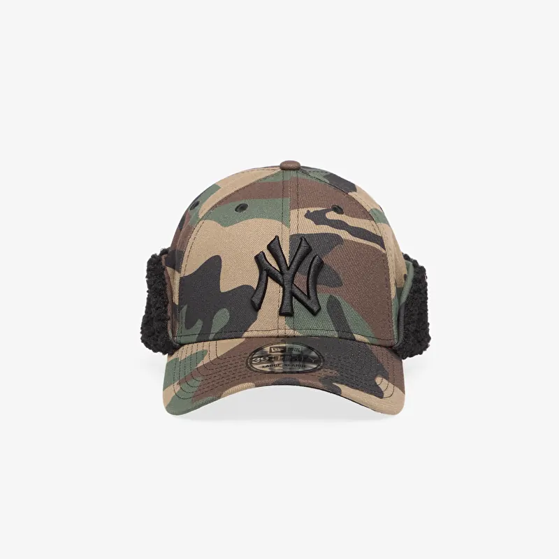 Шапка New Era 39THIRTY MLB Camo Downflap New York Yankees Black
