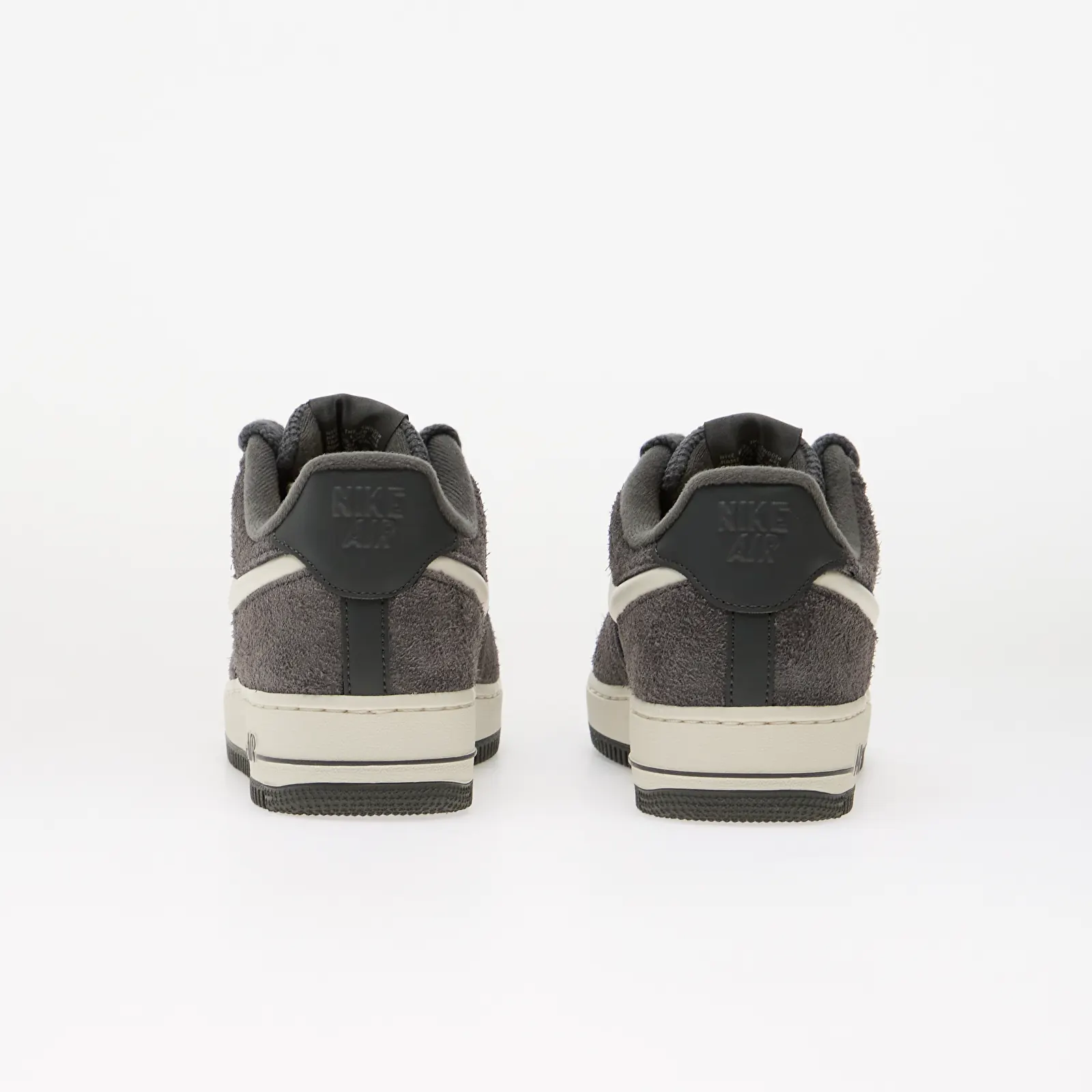 Miesten lenkkarit Nike Air Force 1 '07 LV8 Iron Grey/ Sail
