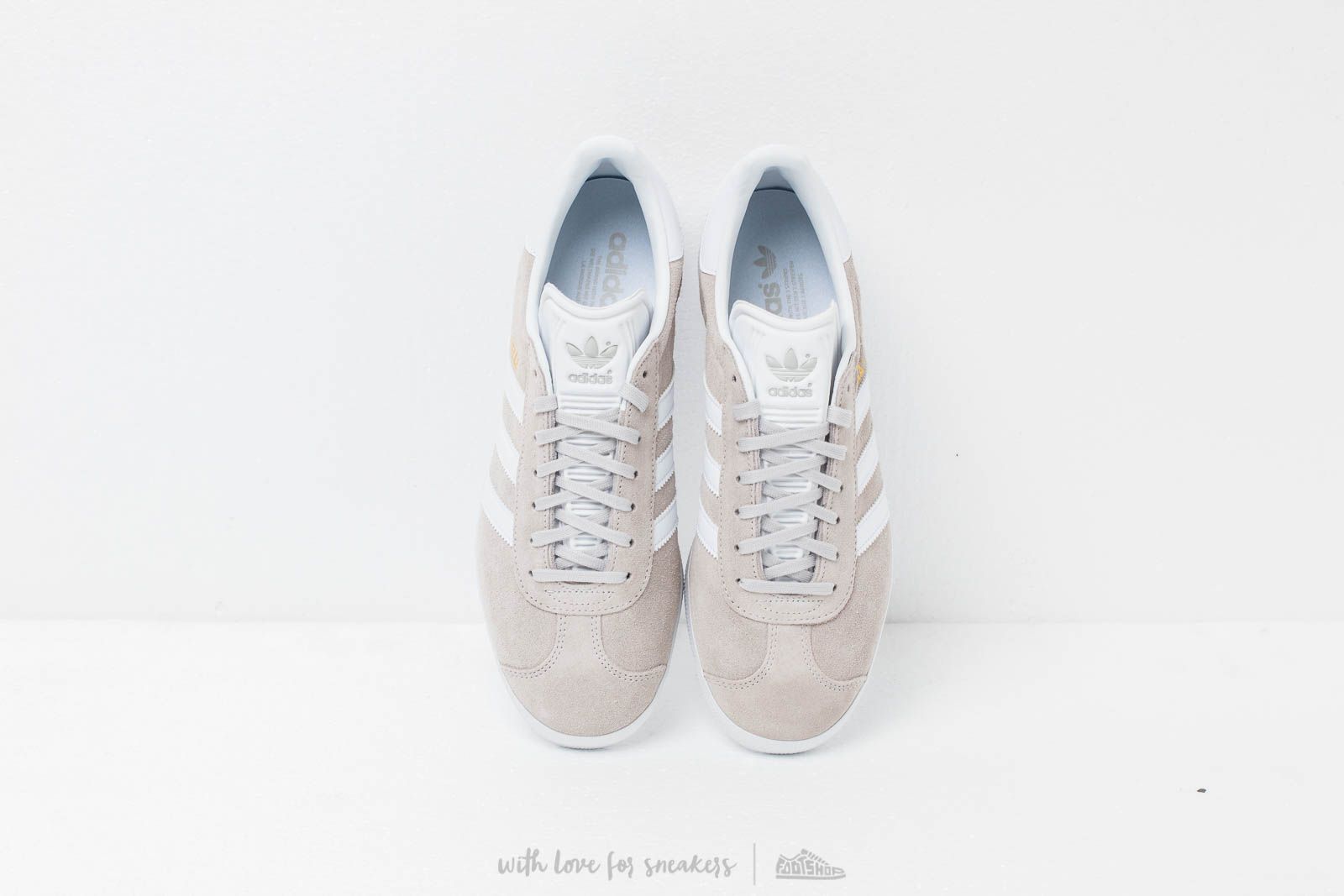 Meeste kingad adidas Gazelle Grey One/ Ftw White/ Gold Mint