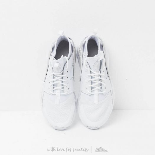 huarache run ultra triple white