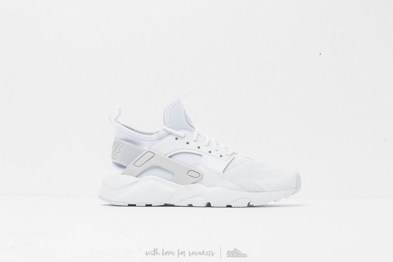 Vyriška avalynė Nike Air Huarache Run Ultra Gs White/ White-Vast Grey