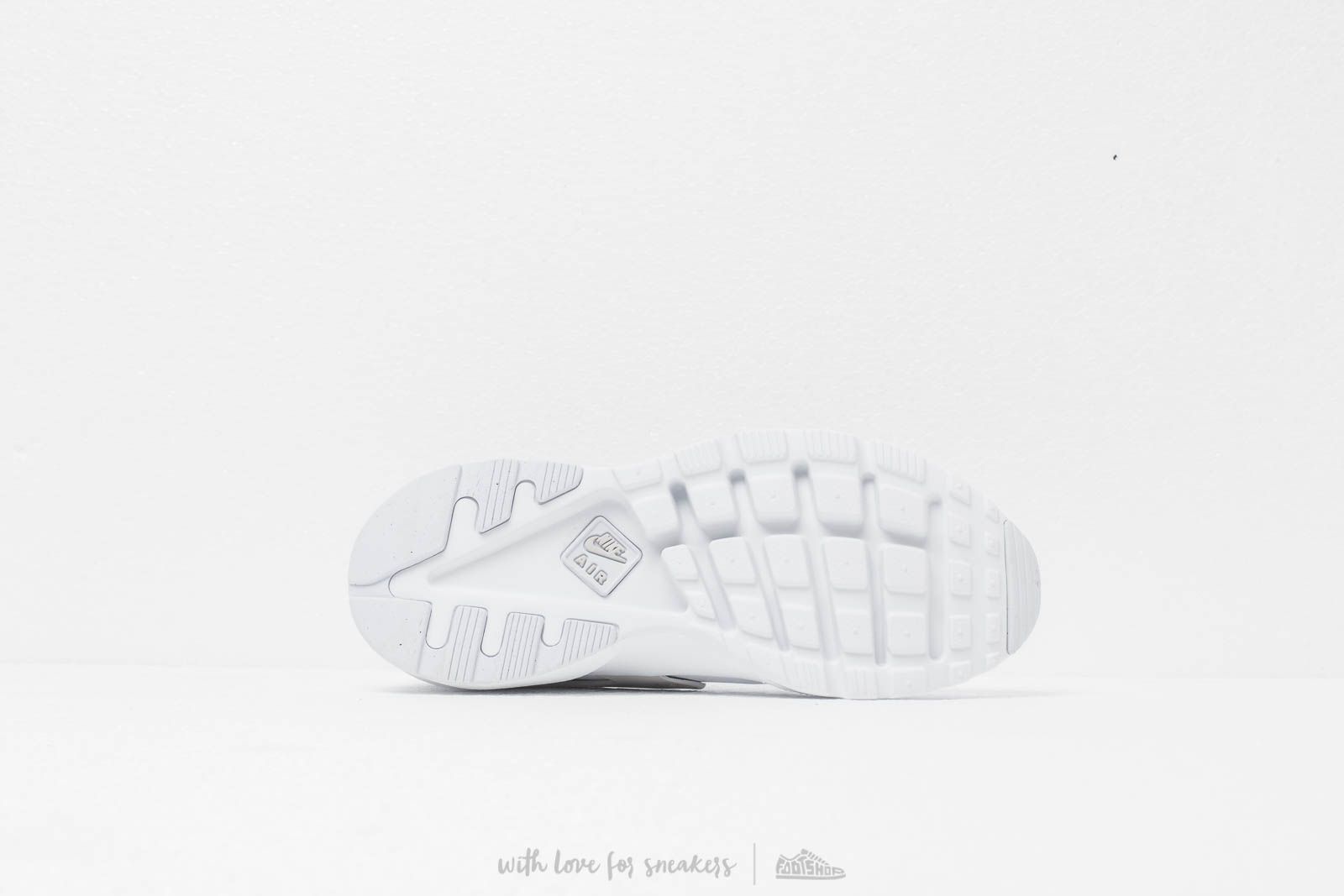 Vyriška avalynė Nike Air Huarache Run Ultra Gs White/ White-Vast Grey