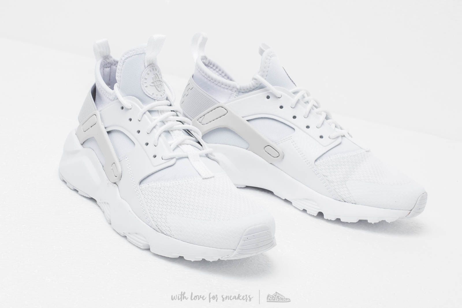 Vyriška avalynė Nike Air Huarache Run Ultra Gs White/ White-Vast Grey