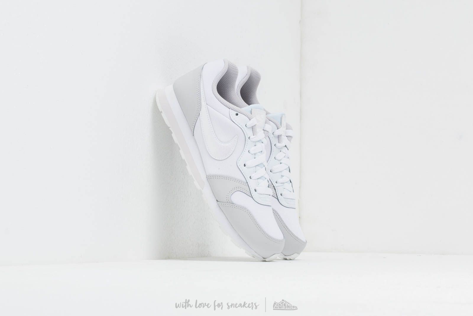 Zapatillas Hombre Nike Md Runner 2 (GS) White/ White-Vast Grey