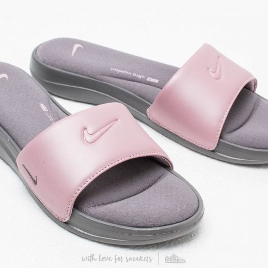 Nike women's ultra comfort slide store