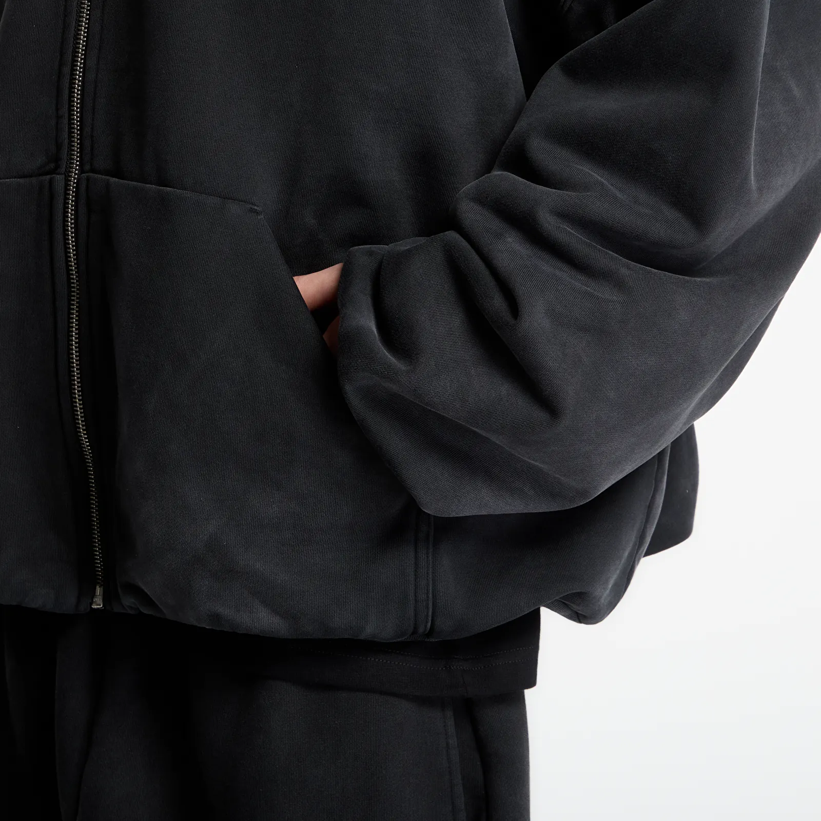 Sweatjacken und Sweatshirts MISBHV Faded Black Inflated Zipped Hoodie UNISEX