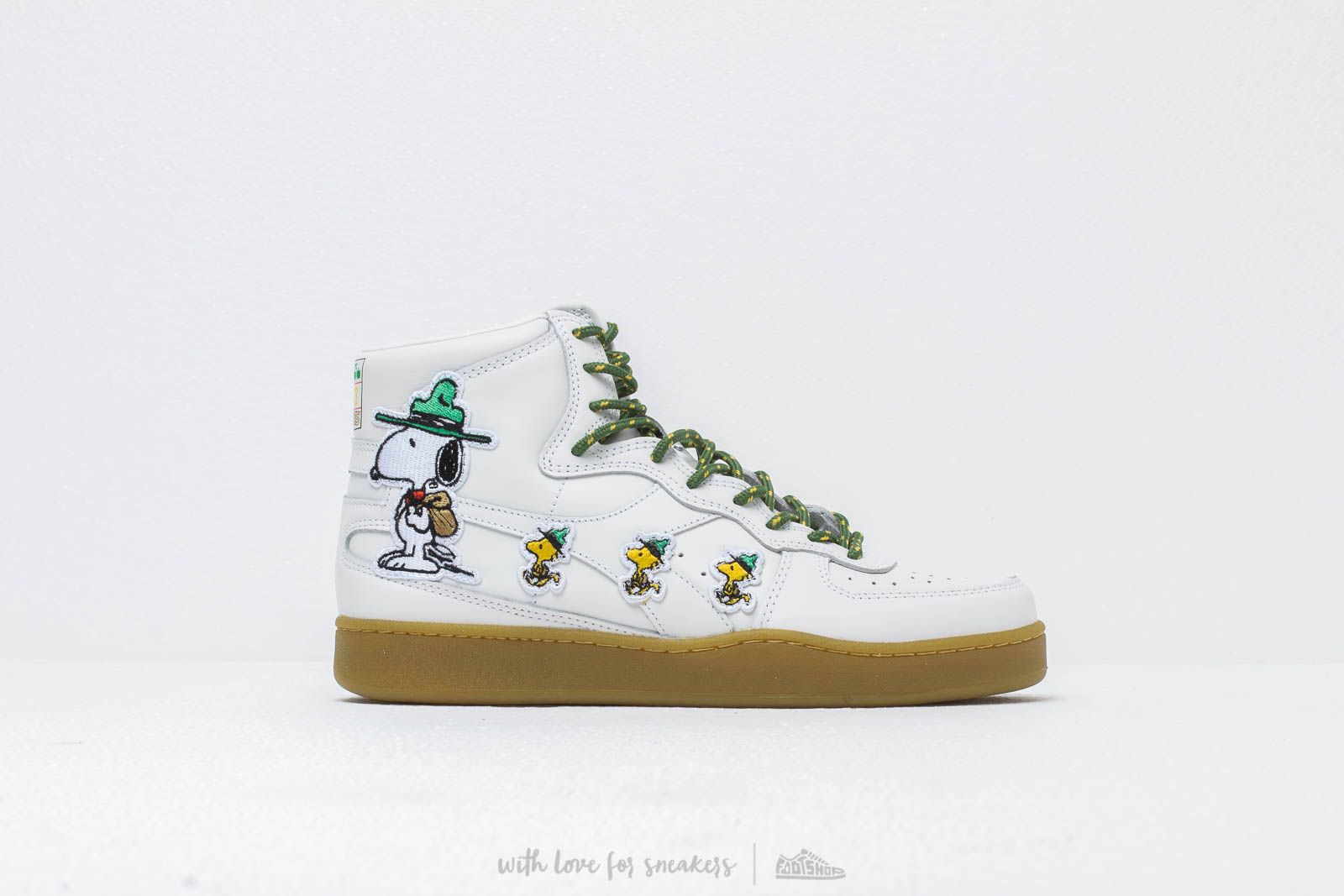 Diadora peanuts deals