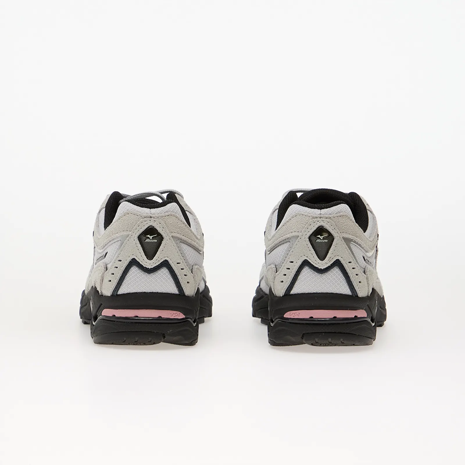 Ténis para homem Mizuno Wave Mustang LS Suede Cloudscape/ Quiet Shade/ Zephyr
