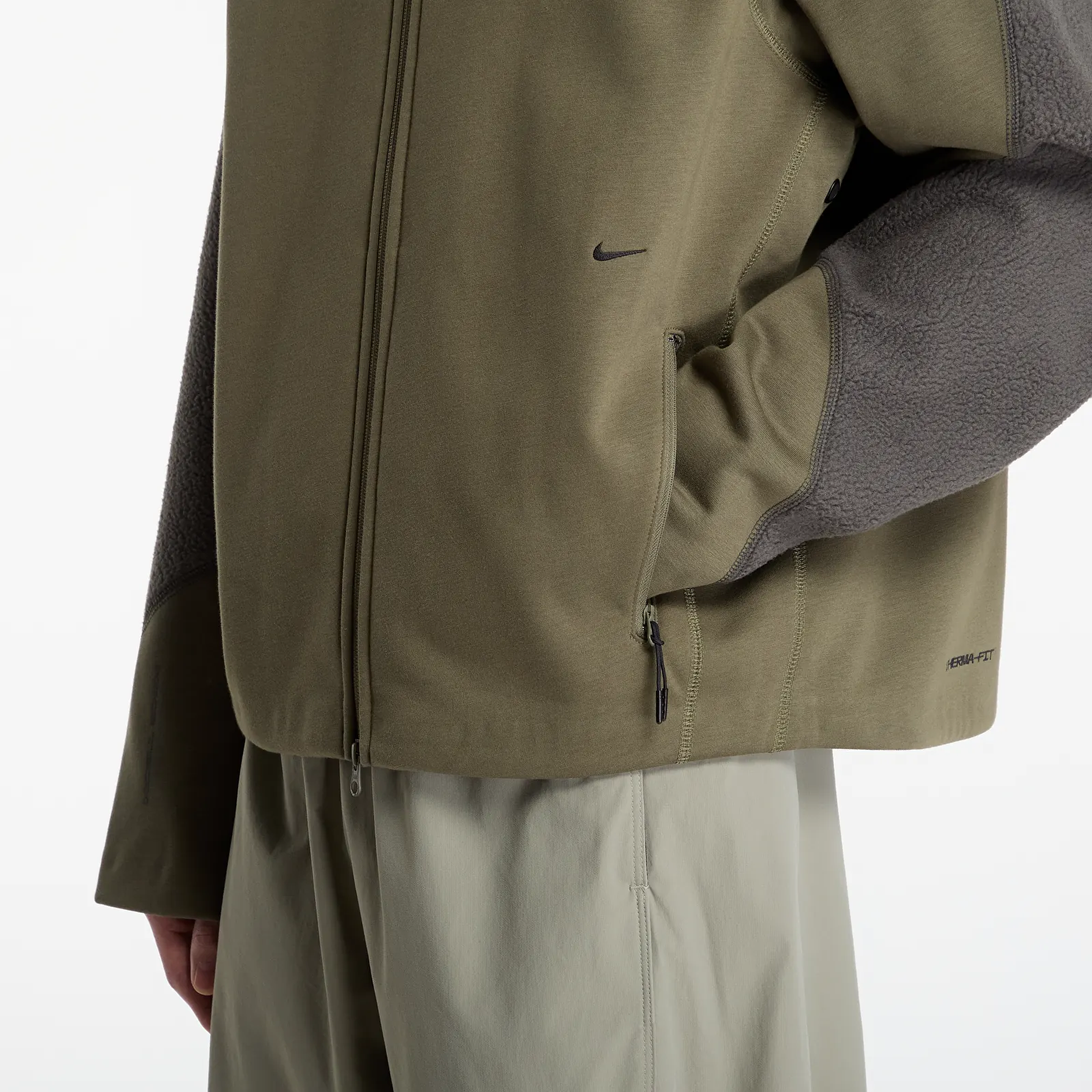 Hupparit ja collegepaidat Nike Tech Boreas Therma-FIT Full-Zip Hoodie Medium Olive/ Newsprint/ Black