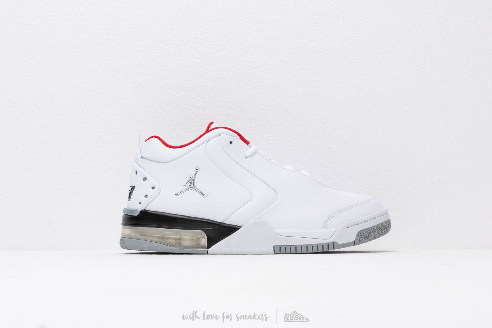 Meeste kingad Jordan Big Fund White/ Metallic Silver-Black