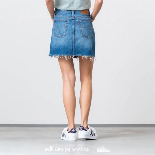 Levis skirt middle man sales